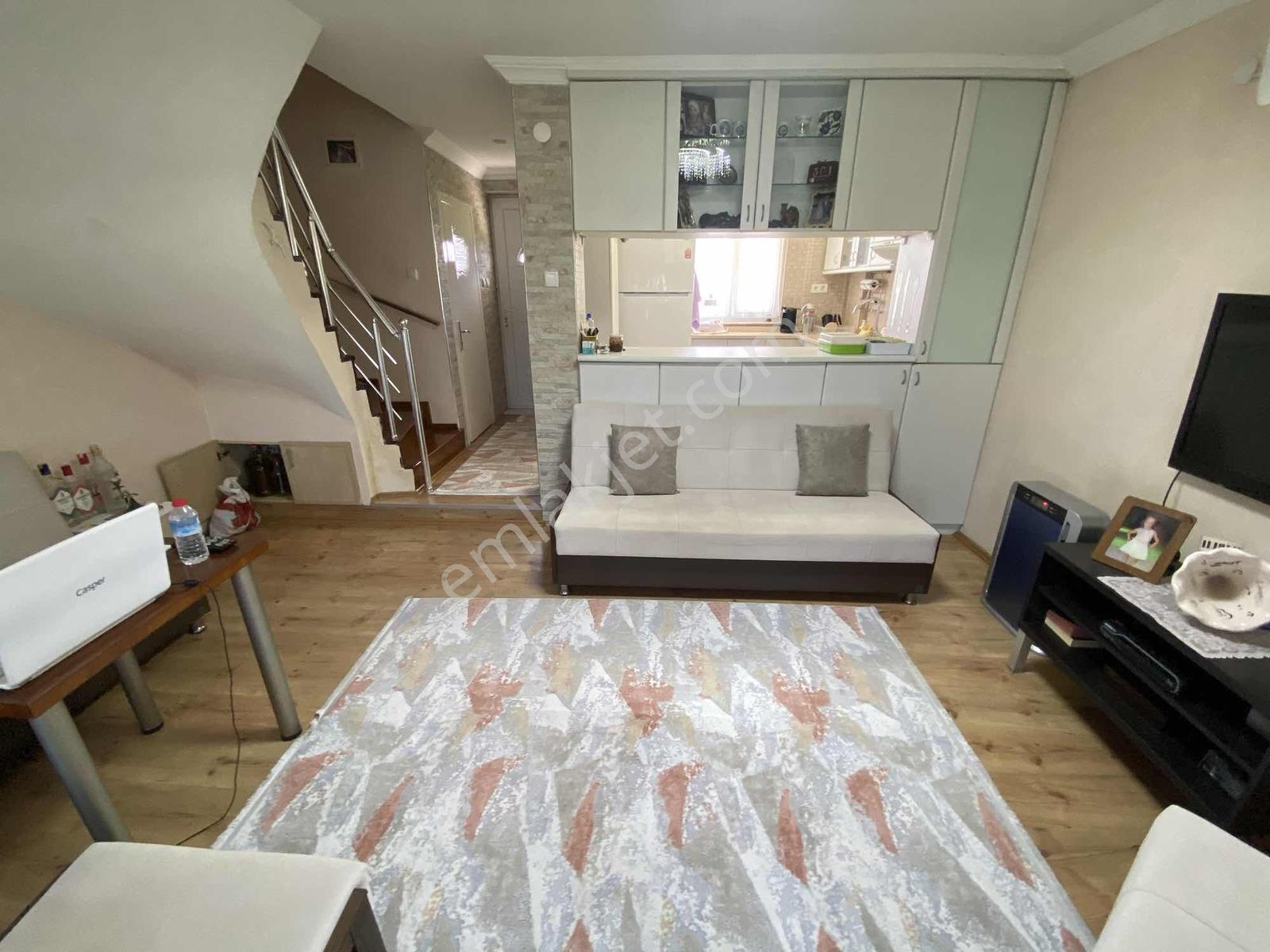 Dağlı Gayrimenkulden|denize|çok Yakın|geniş|bahçeli|3+1|villa - Görsel 2
