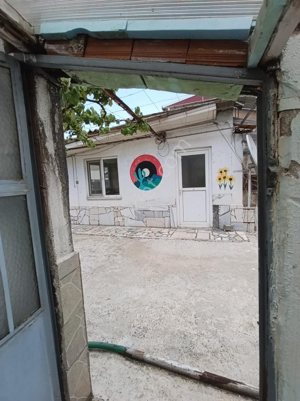 Selçuk Bey Mahallesi 3 Katlı Garajlı Bina - Görsel 18