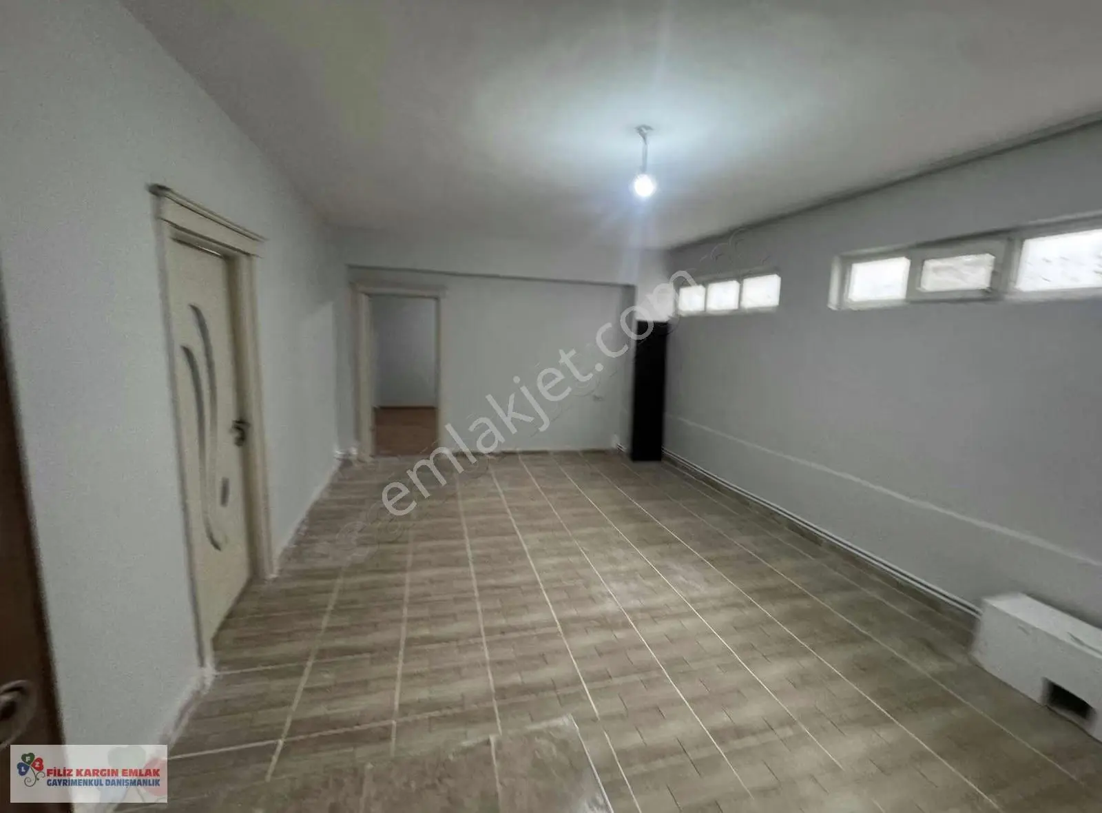 Filiz Emlaktan Bağcılar Çınar Mah.2+1 90m2 Satılık Daire