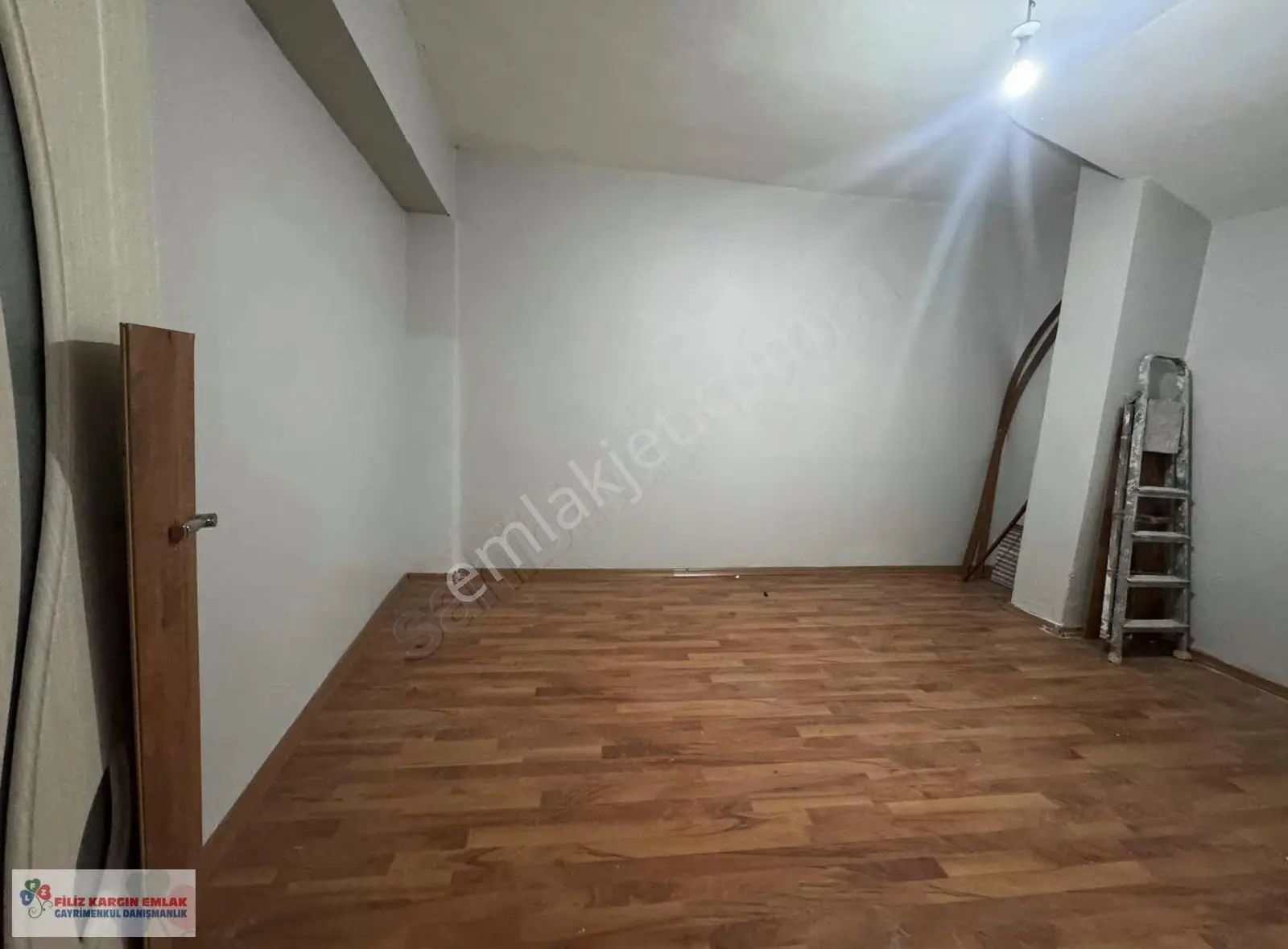 Filiz Emlaktan Bağcılar Çınar Mah.2+1 90m2 Satılık Daire - Görsel 3