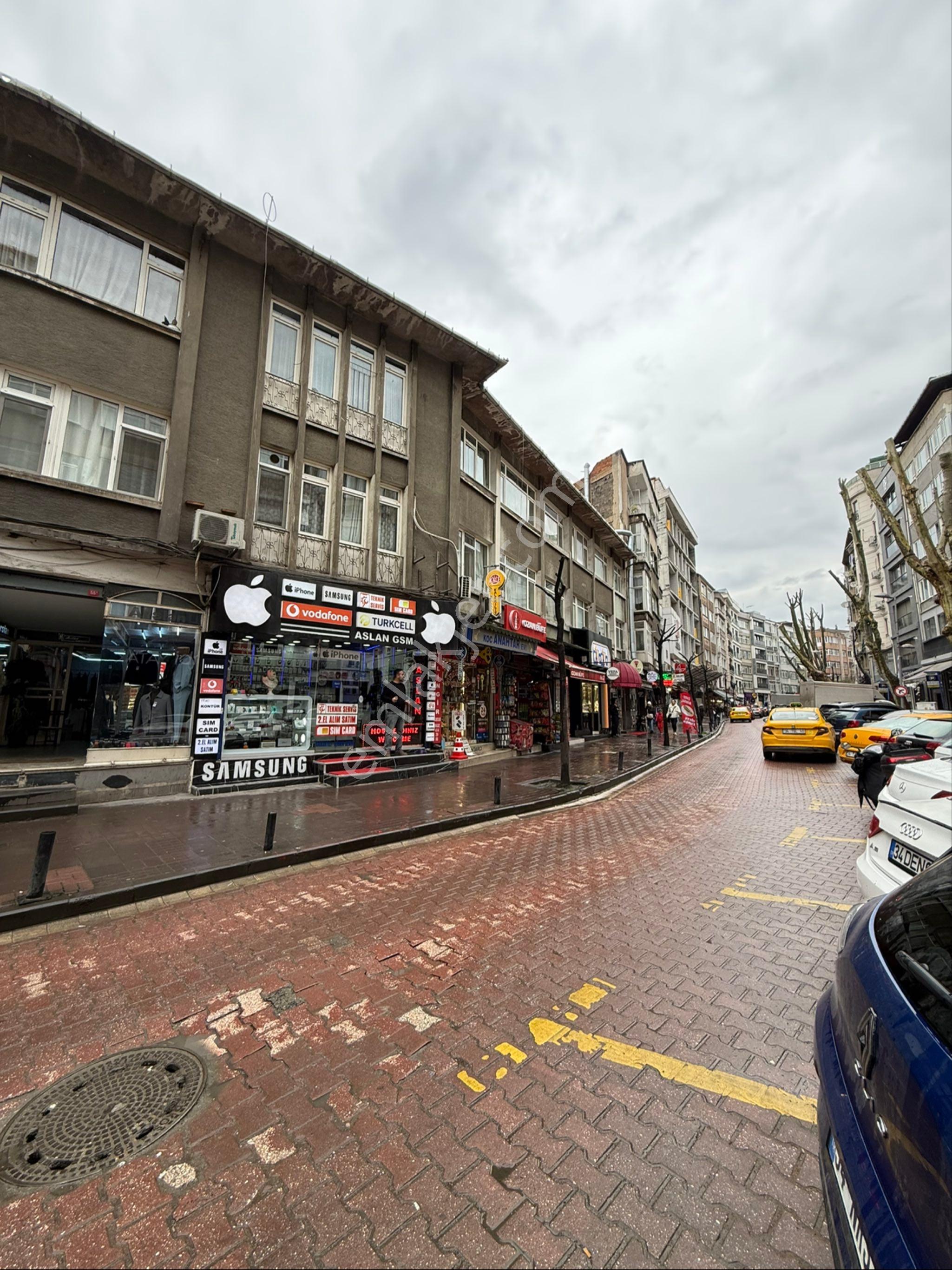 Beşiktaş Ihlamurderede Yüksek Yaya Trafikli Kentsel Dönüşüme Açık Değerli Dükkan