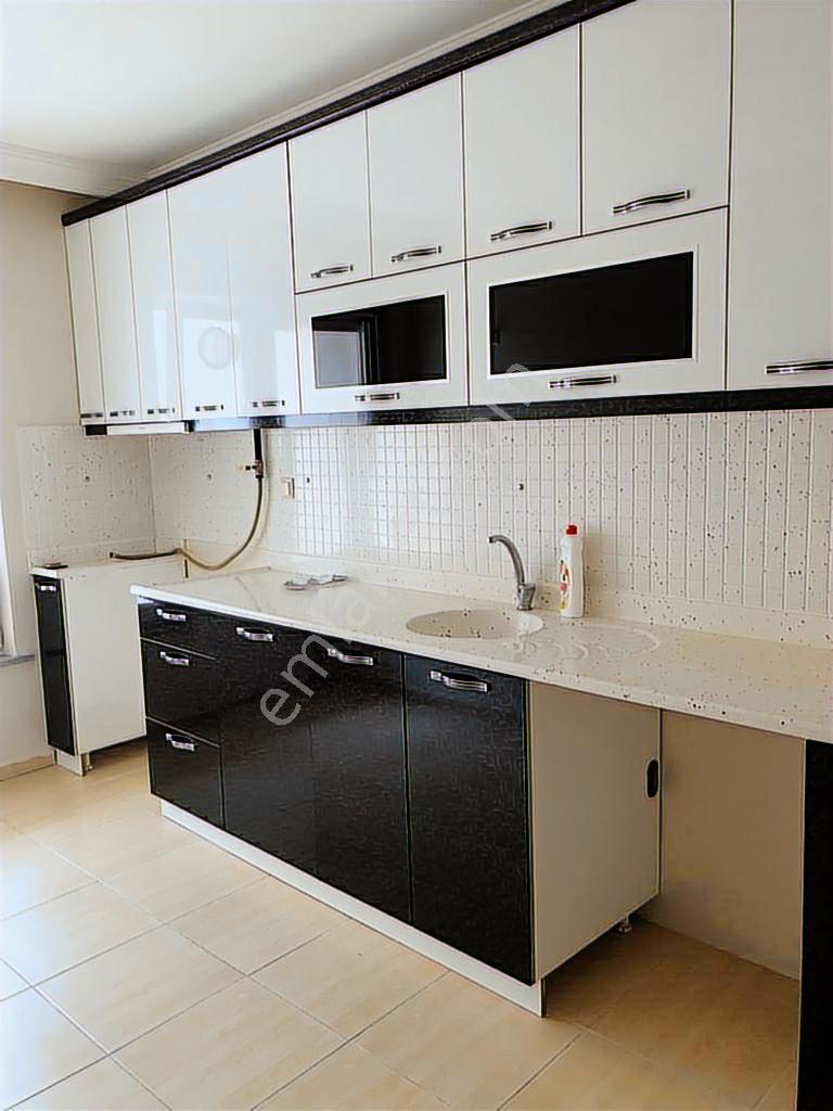 Zeybek Emlaktan 100.yıl Mh.de 2+1 Ara Kat Dairemiz Kiralıktır - Görsel 34