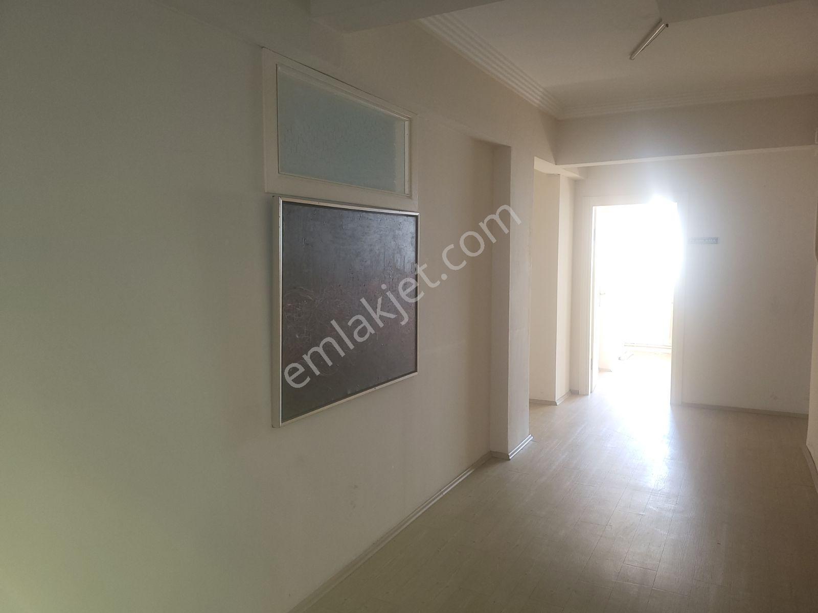 Acil Sefaköy Kartaltepe E5 E Yakın 300m2 Kiralık Ofis Katı-6 Oda - Görsel 18