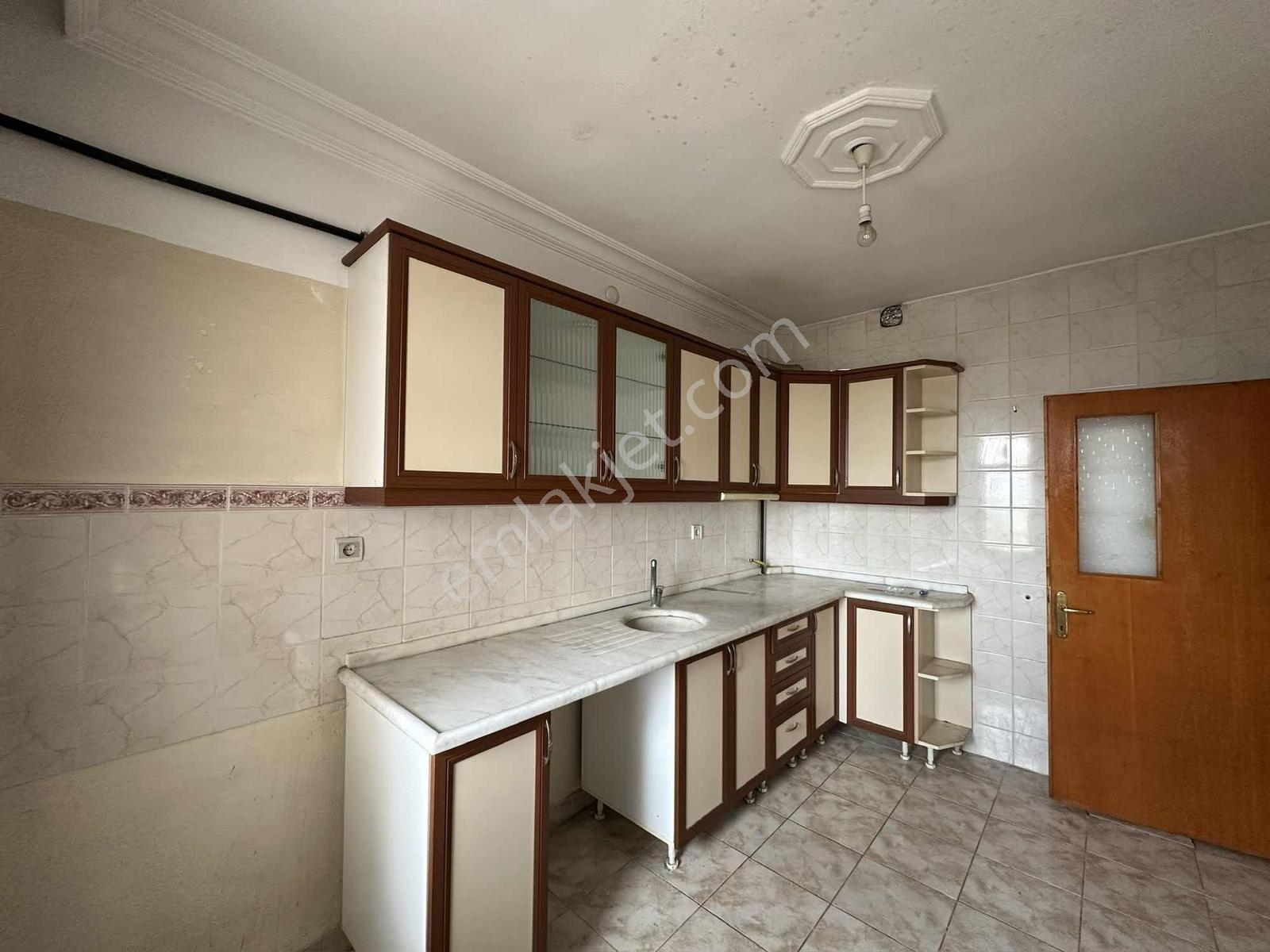 Nova'dan 3+1 Hastane Yakını Manzaralı Kiralık Daire - Görsel 11