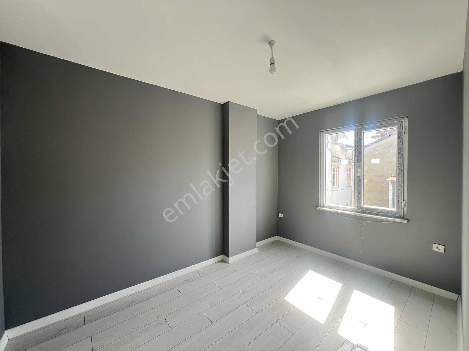 Ulaş Gayrimenkulden Akyazı Sağlık Ocağı Mevki Satılık 1+1 - Görsel 24