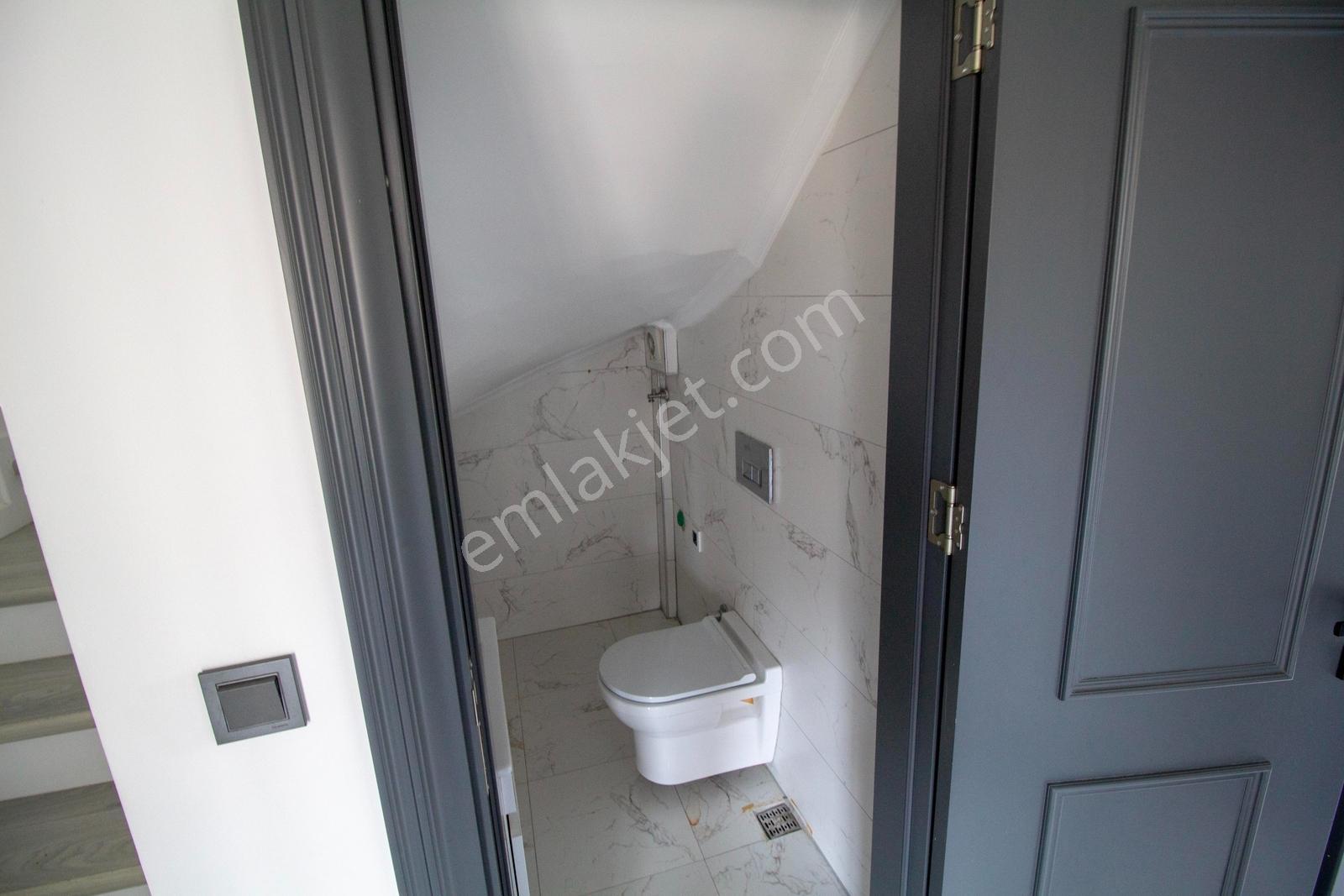 Hasanağa Kızlıcıklıda 3+1 155 M2 Dubleks Havuzlu Sitede - Görsel 14