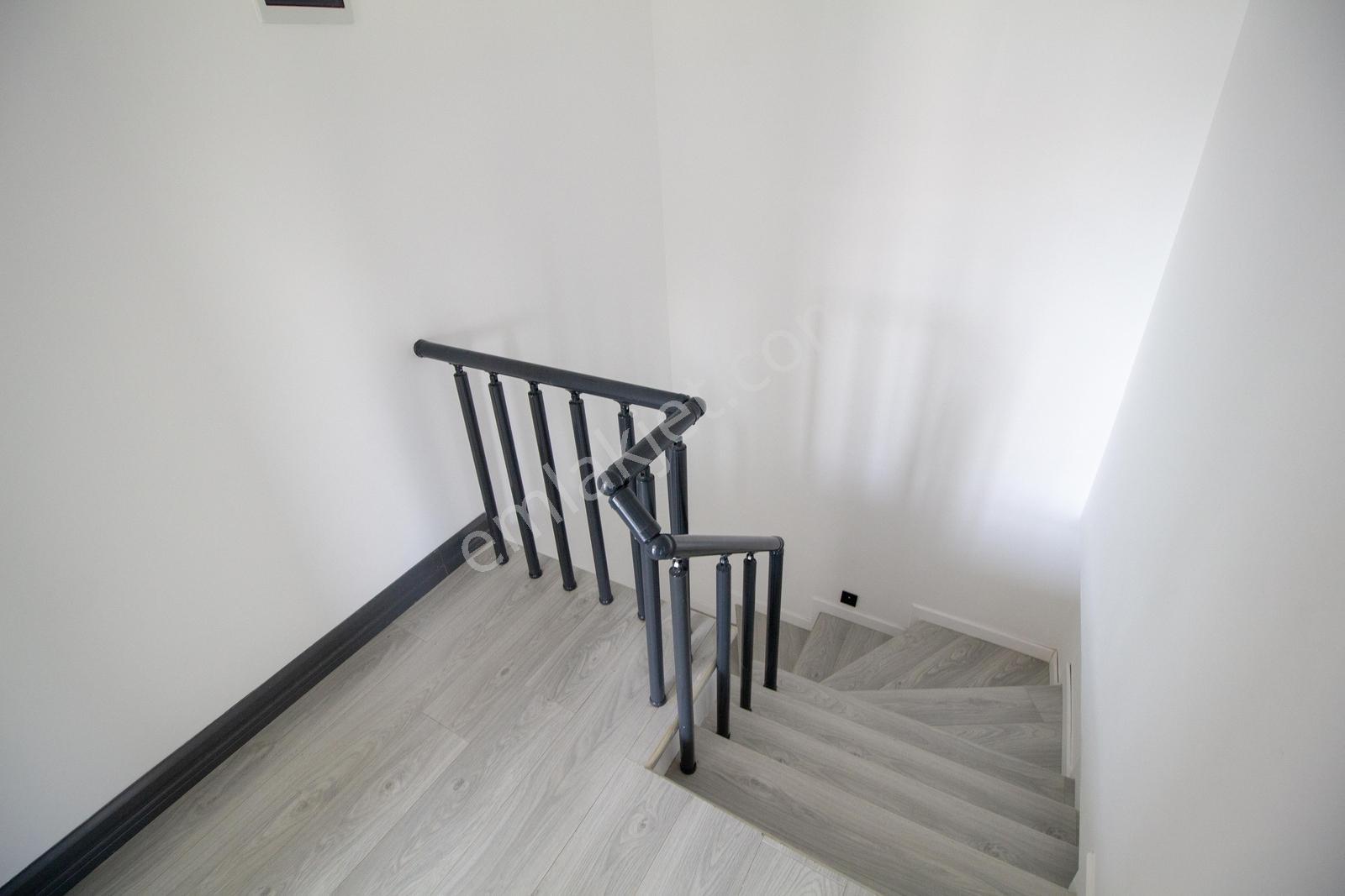 Hasanağa Kızlıcıklıda 3+1 155 M2 Dubleks Havuzlu Sitede - Görsel 32