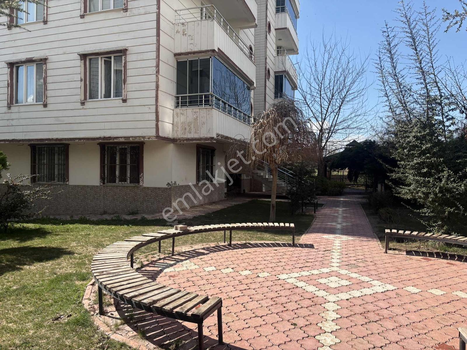 Alaaddin Okçu K İ R A L I Y O R Çamlıtepe'de Site İçersinde 3+1 - Görsel 35