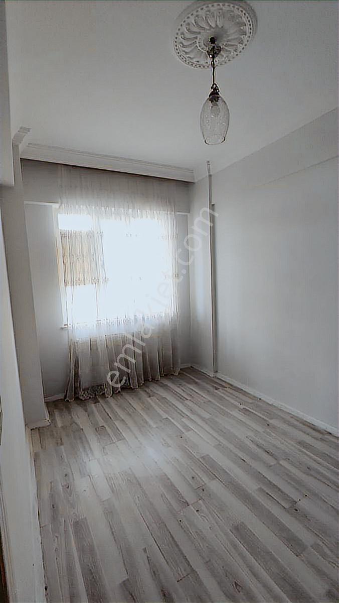 Kilis Merkez De Üniversite Yanında 1+1 Satılık Stüdyo Daire - Görsel 6