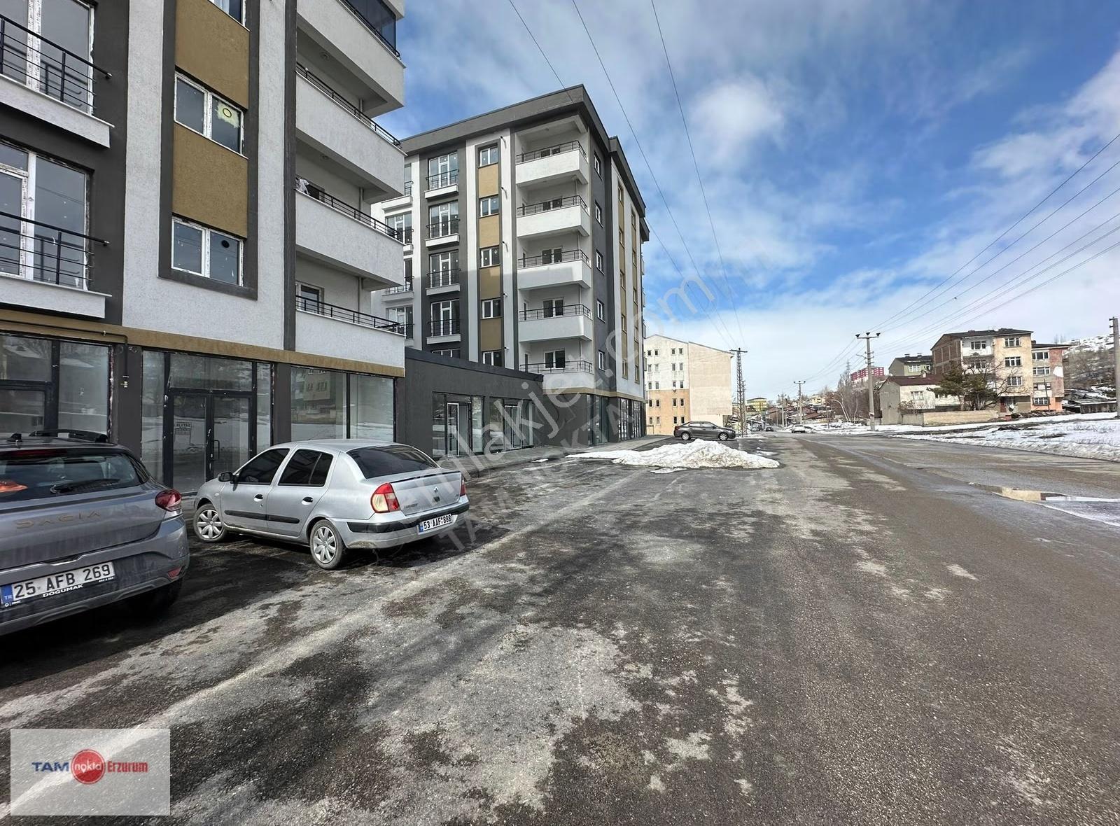 Tam Nokta Kent'ten Keresteciler Sitesi Sıfır 2+1 Geniş Ara Kat!