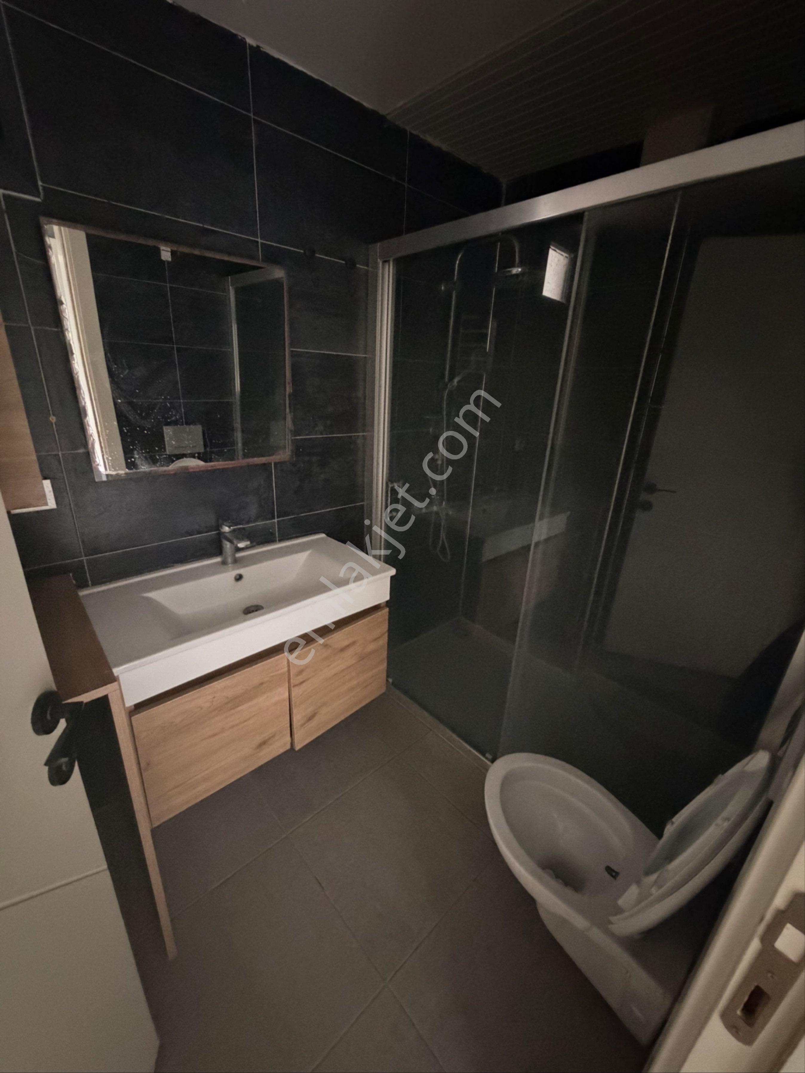 Değirmendere De Doğalgazlı Sürekli Kiralık 1+1 - Görsel 5
