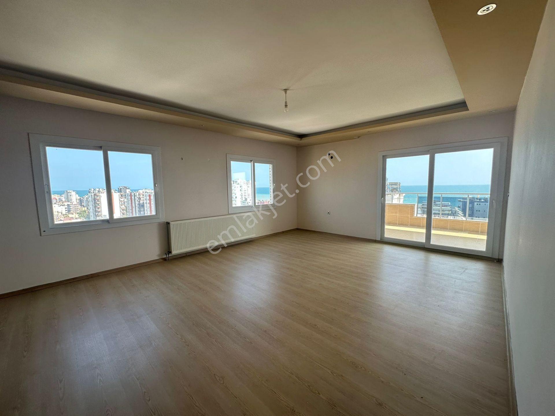 Erdemli Merkezde Deniz Manzaralı Satılık 4+1 Daire (240m²) - Görsel 32