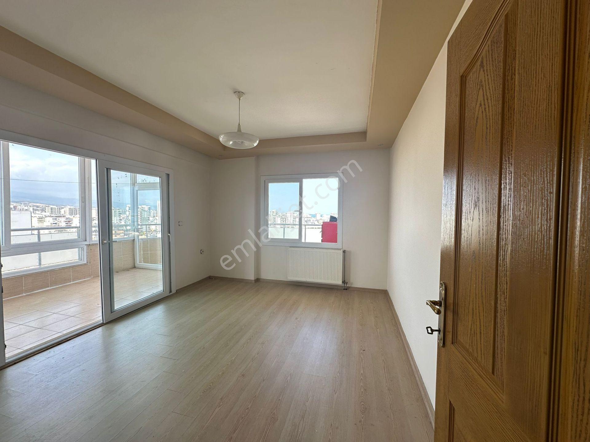 Erdemli Merkezde Deniz Manzaralı Satılık 4+1 Daire (240m²) - Görsel 15