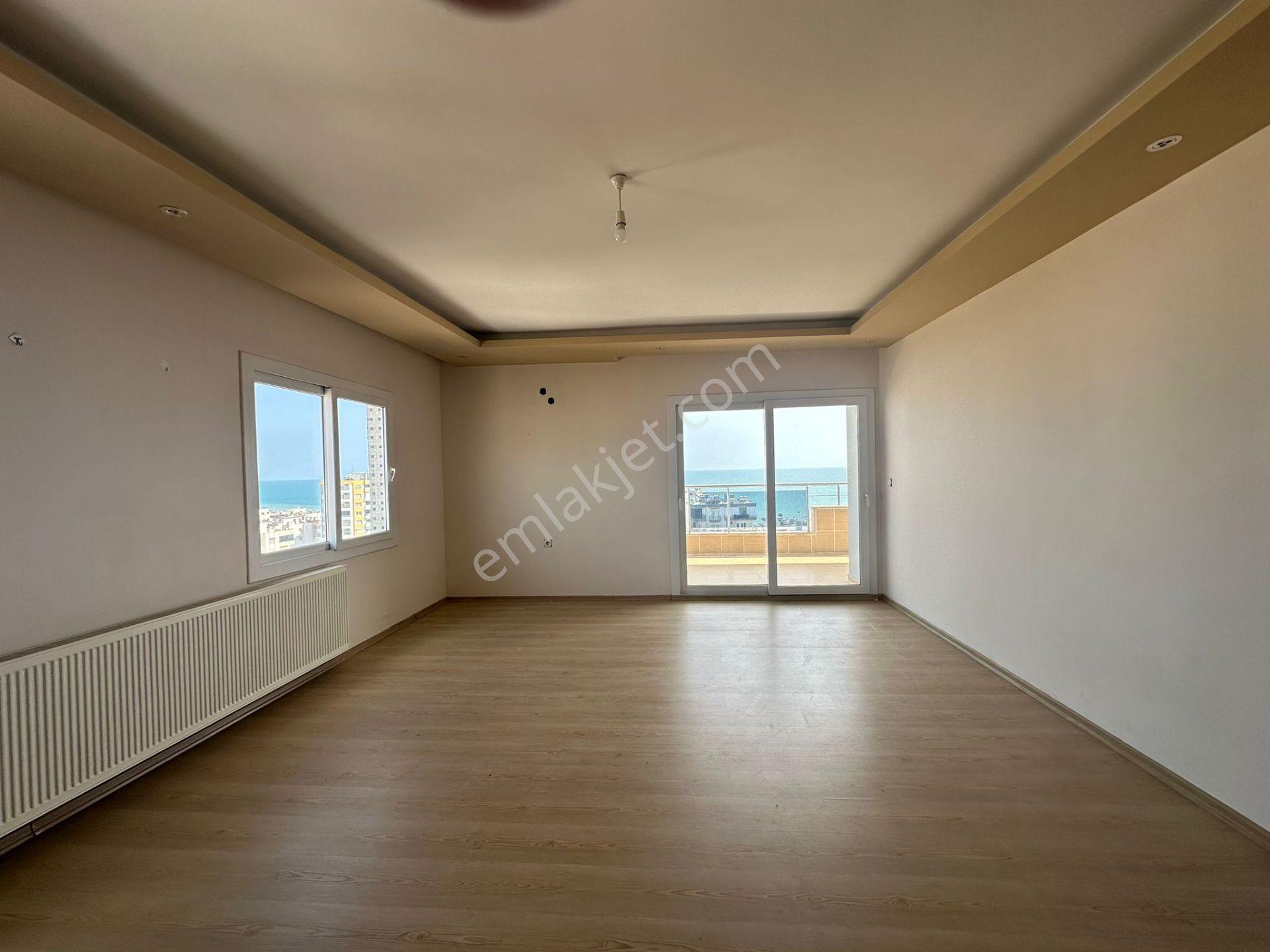 Erdemli Merkezde Deniz Manzaralı Satılık 4+1 Daire (240m²) - Görsel 30