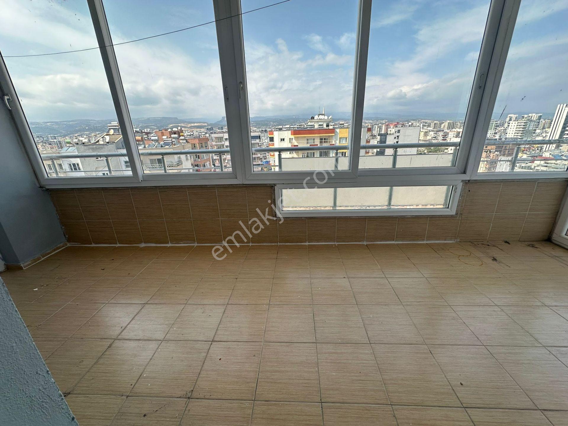 Erdemli Merkezde Deniz Manzaralı Satılık 4+1 Daire (240m²) - Görsel 27