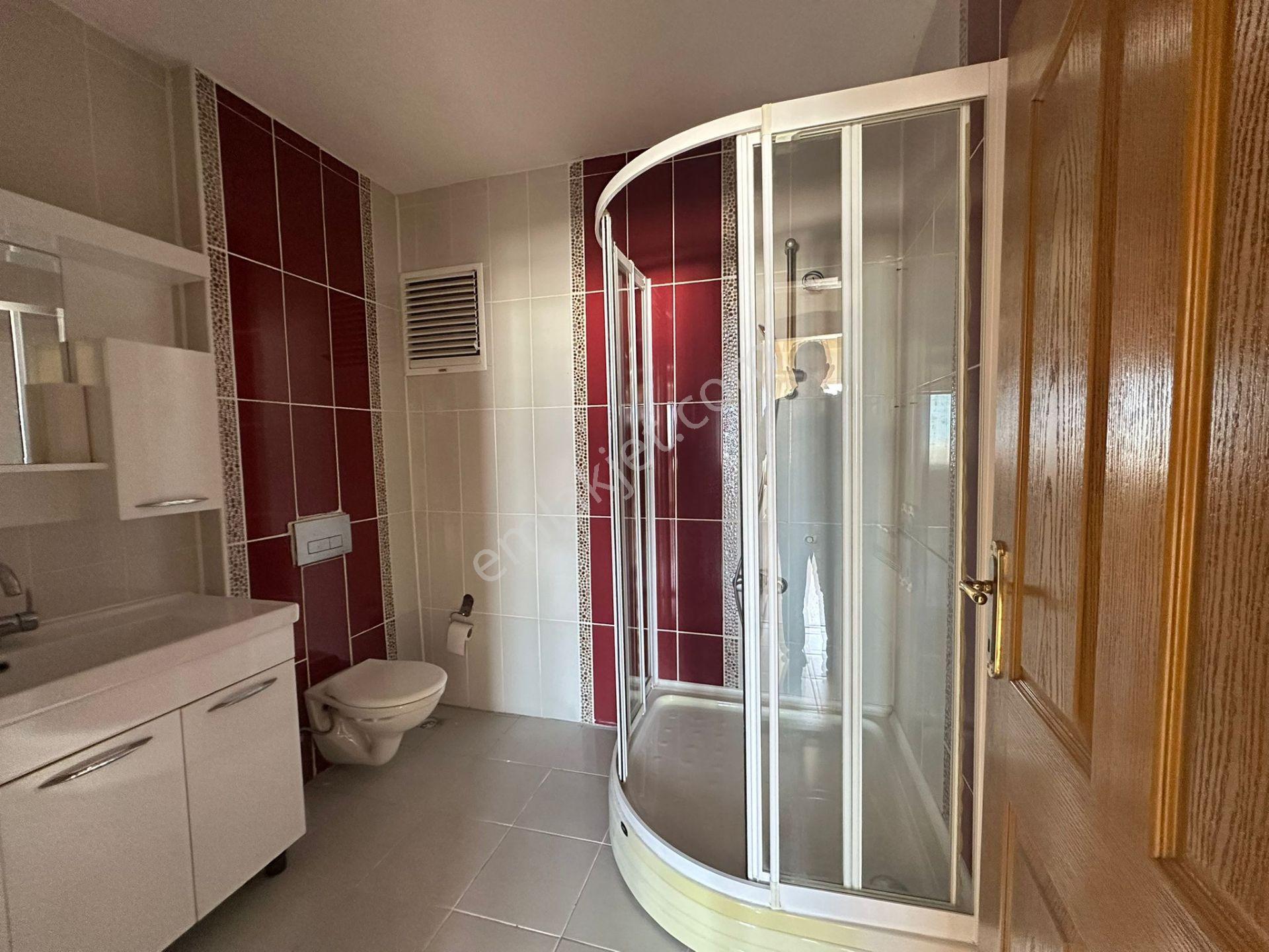 Erdemli Merkezde Deniz Manzaralı Satılık 4+1 Daire (240m²) - Görsel 23