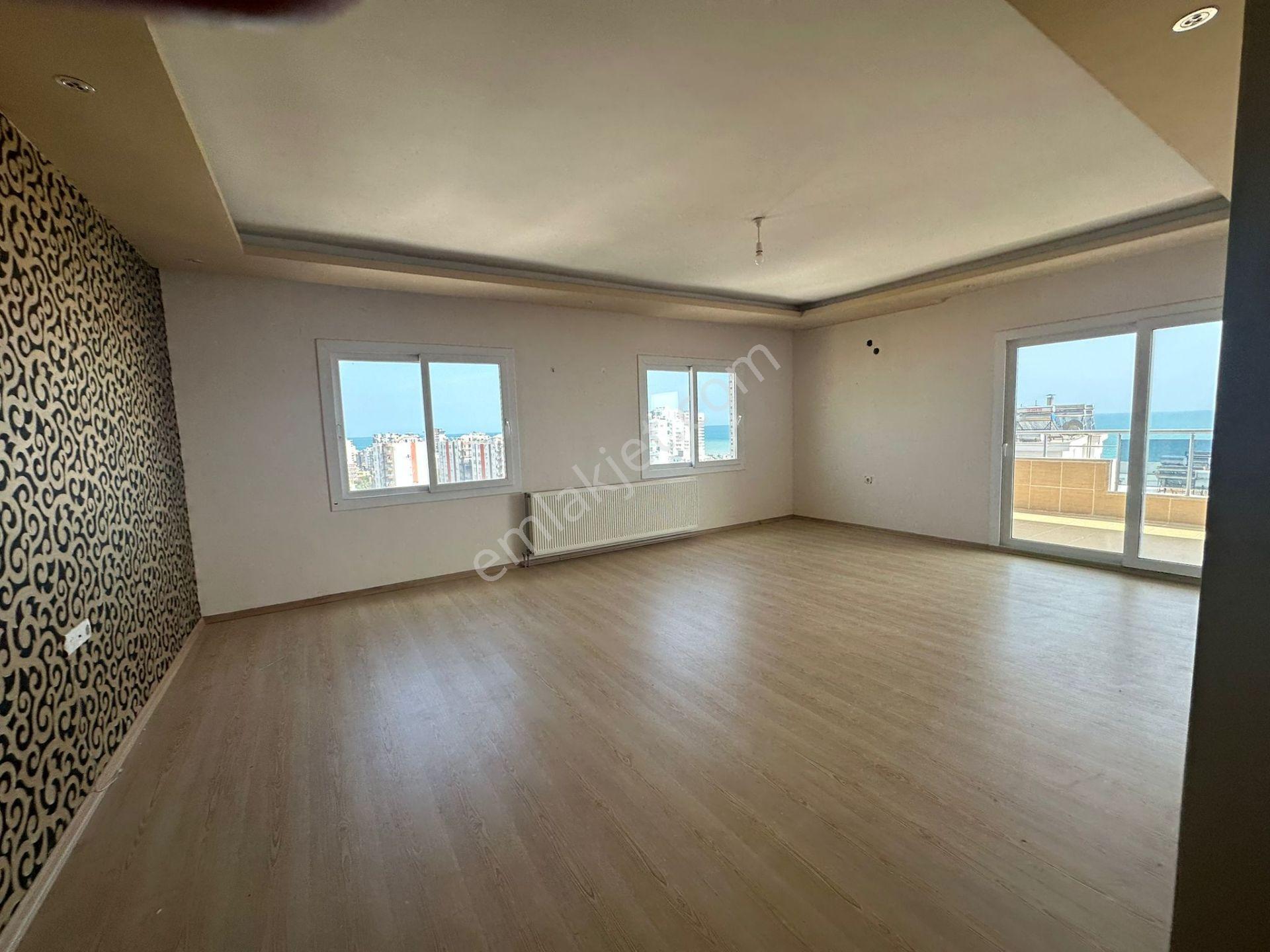 Erdemli Merkezde Deniz Manzaralı Satılık 4+1 Daire (240m²) - Görsel 8