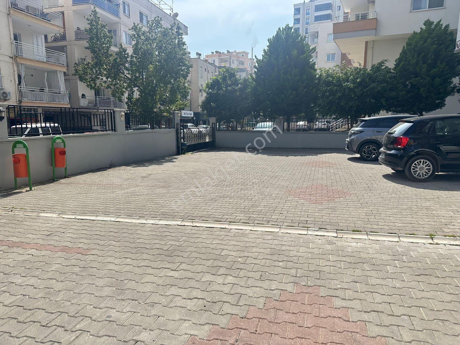 Erdemli Merkezde Deniz Manzaralı Satılık 4+1 Daire (240m²) - Görsel 33