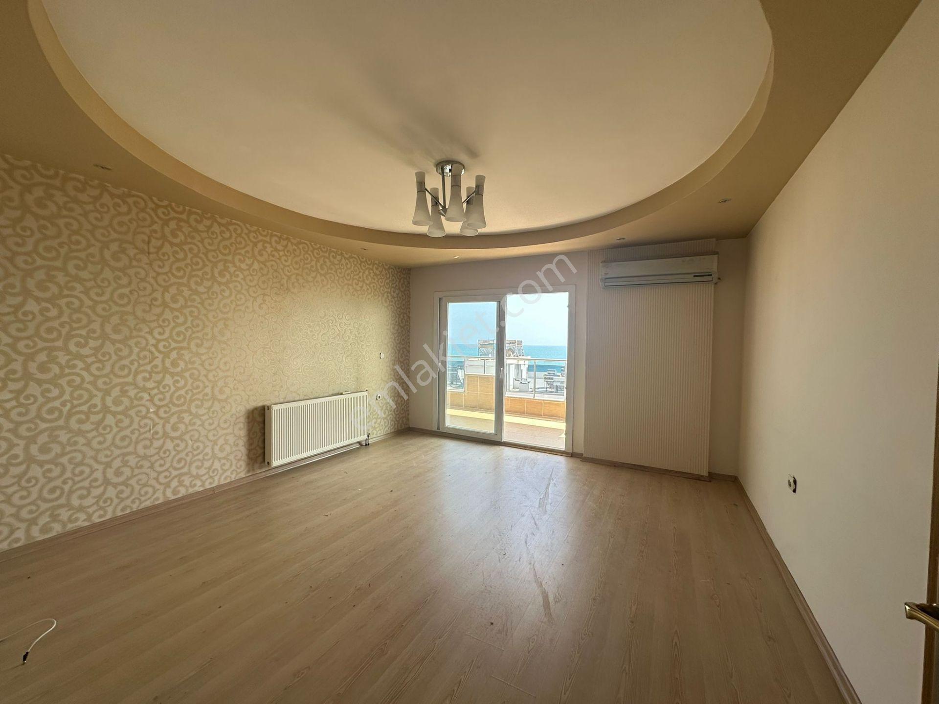 Erdemli Merkezde Deniz Manzaralı Satılık 4+1 Daire (240m²) - Görsel 35