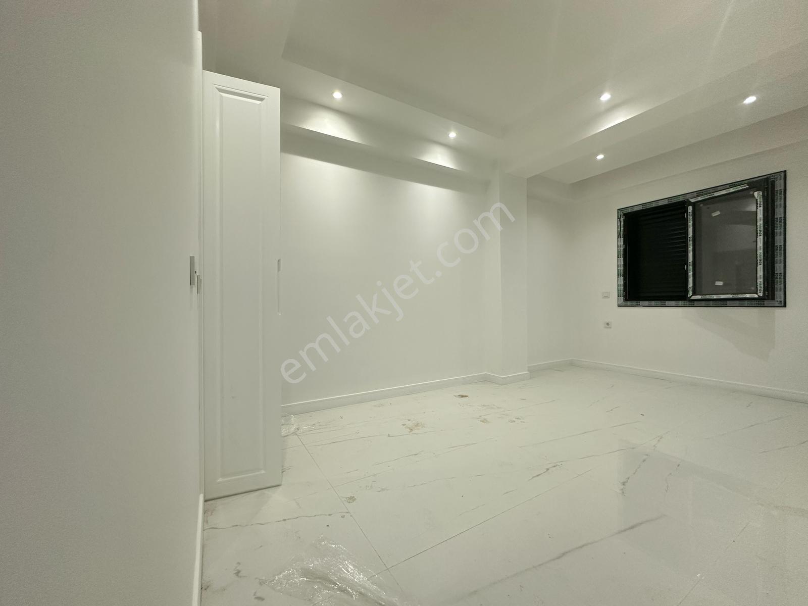Demirler'den Naz Bayrak'ta Cadde Üstü 3+1 Kiralık Daire - Görsel 9