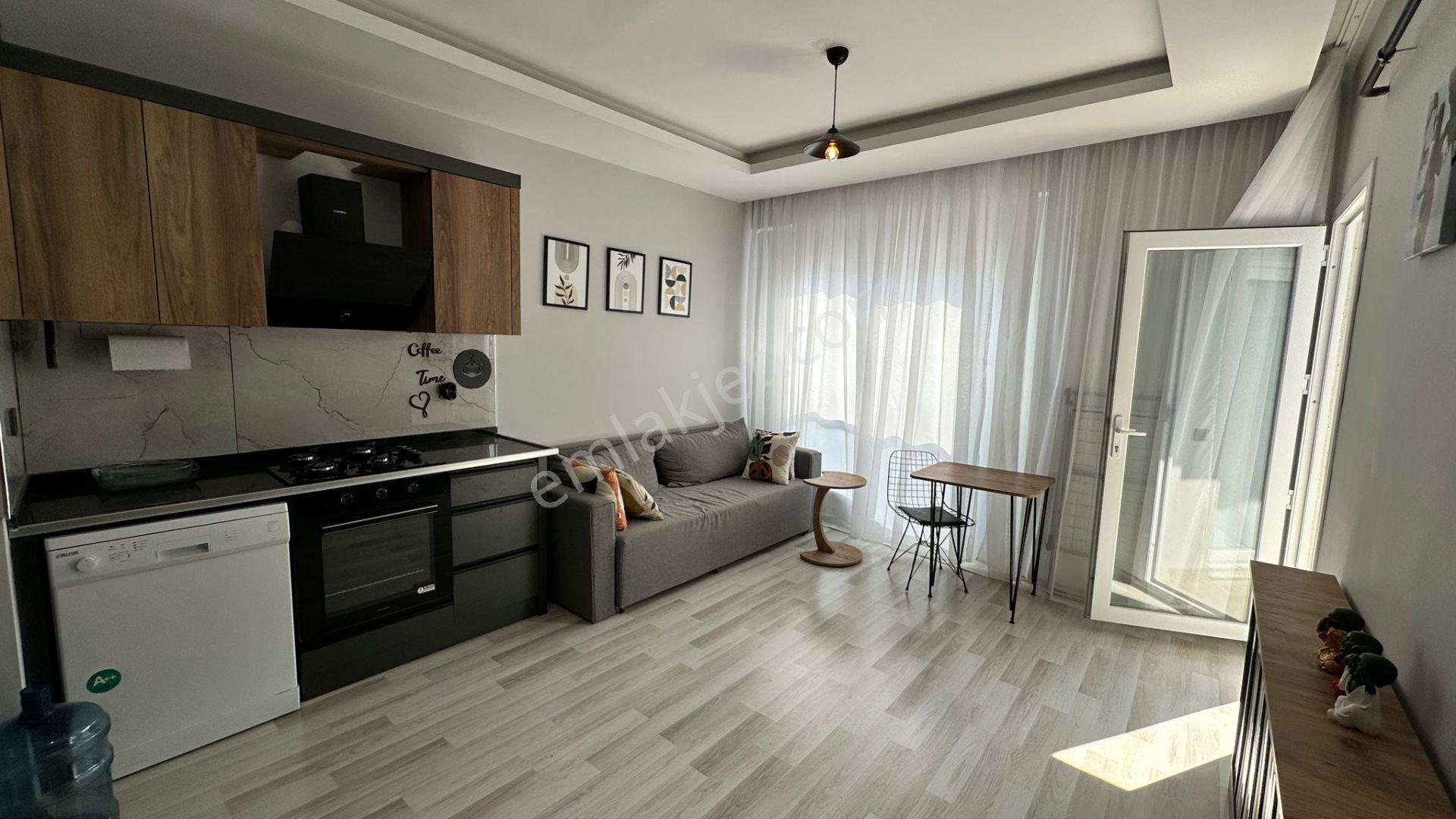 Karınca'dan Deniz Mh'de Deniz Manzaralı Eşyalı 1+1 Satılık - Görsel 5