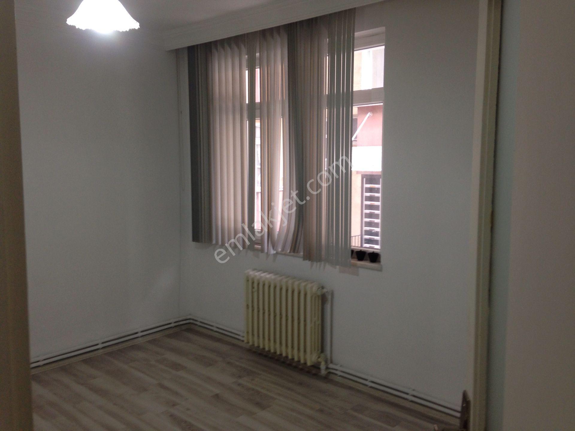 Bahçelievler Mah.100.yıl Bulvarına Cephe İşlek Kavşakda Kiralık İşyeri - Görsel 12