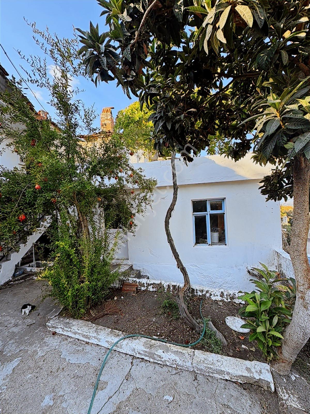 Muğla Turgut'ta Satılık Muhteşem Manzaralı Müstakil Köy Evi - Görsel 23