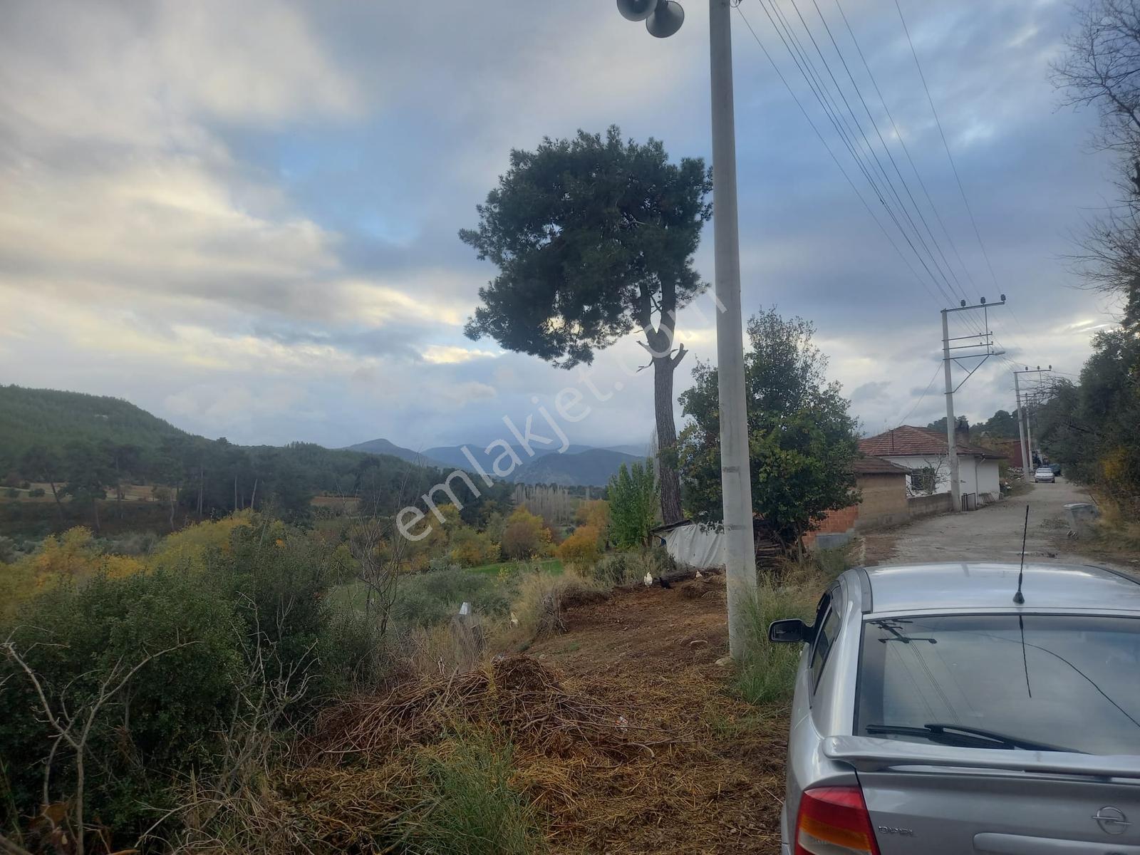 Yatağan Alaşar'da Satılık Elektrik Su Mevcut 2485 M² Tarla - Görsel 14