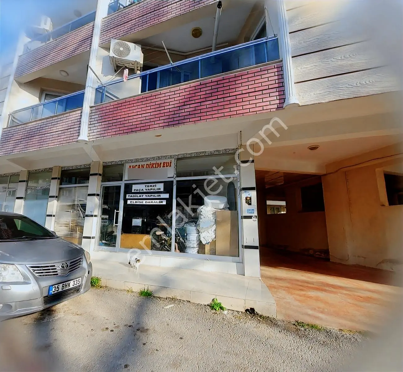 İzmir Torbalı Ayrancılar Satılık 60 M² Dükkan, İş Yeri