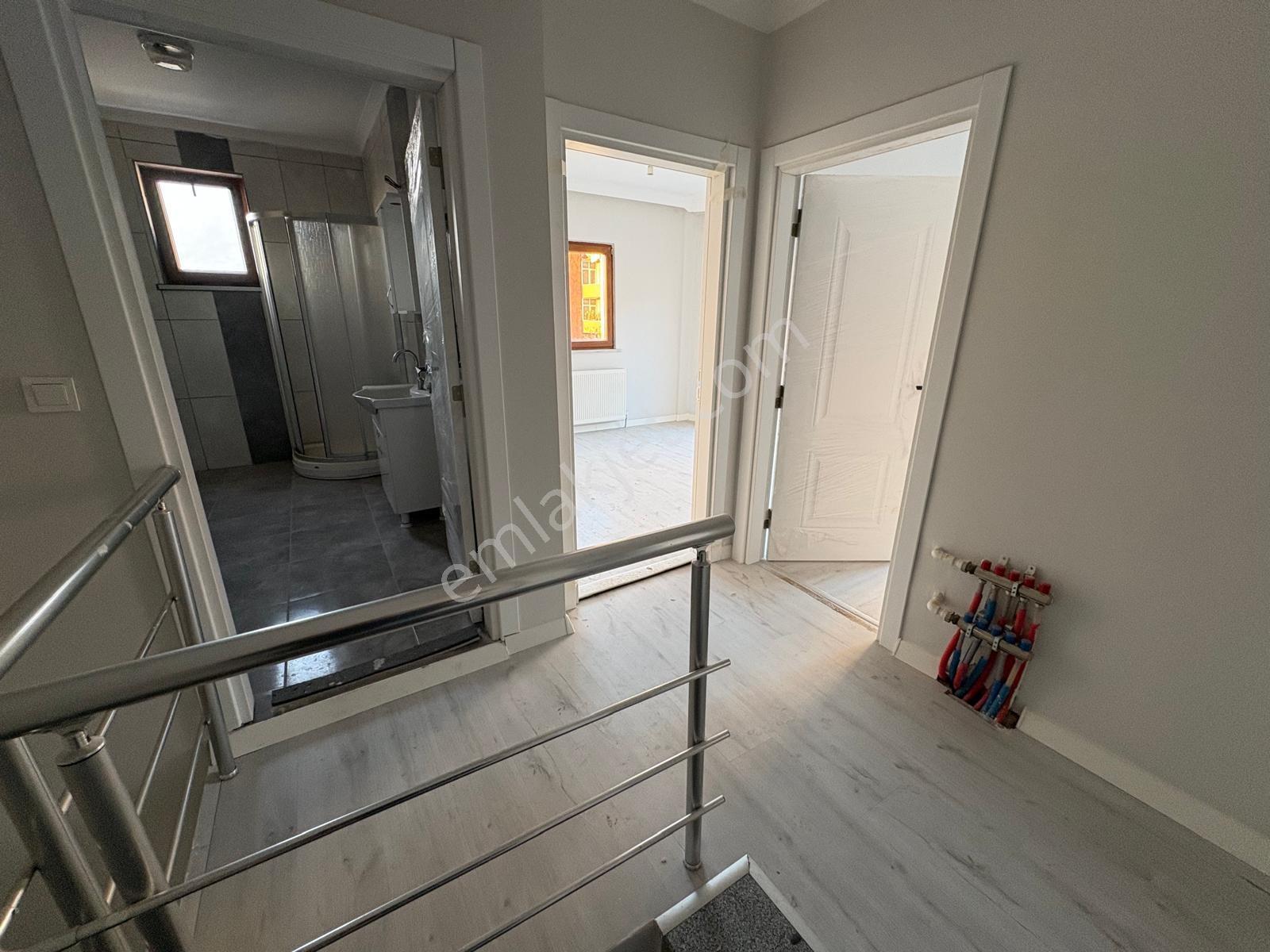 Köşklüçeşmede 4+2 Sıfır Asansörlü Kapalı Otoparklı Dublex - Görsel 12