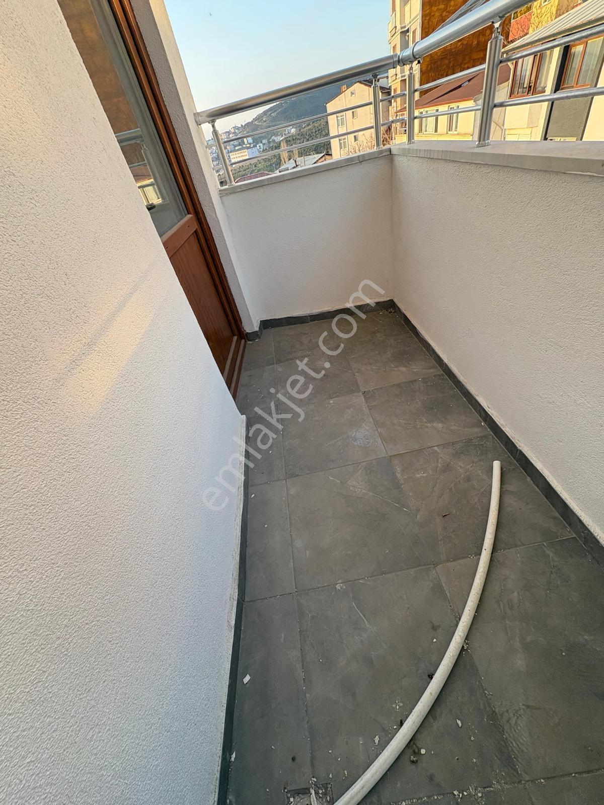 Köşklüçeşmede 4+2 Sıfır Asansörlü Kapalı Otoparklı Dublex - Görsel 14