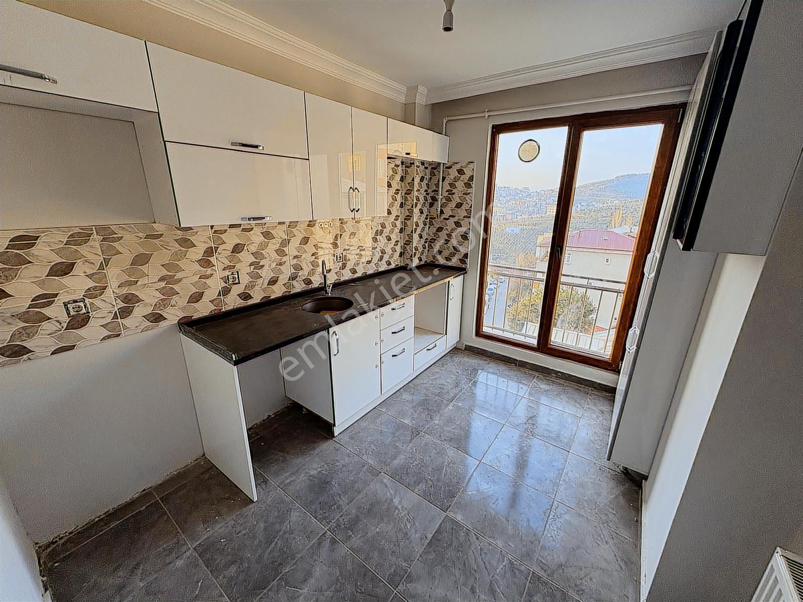 Köşklüçeşmede 4+2 Sıfır Asansörlü Kapalı Otoparklı Dublex - Görsel 9