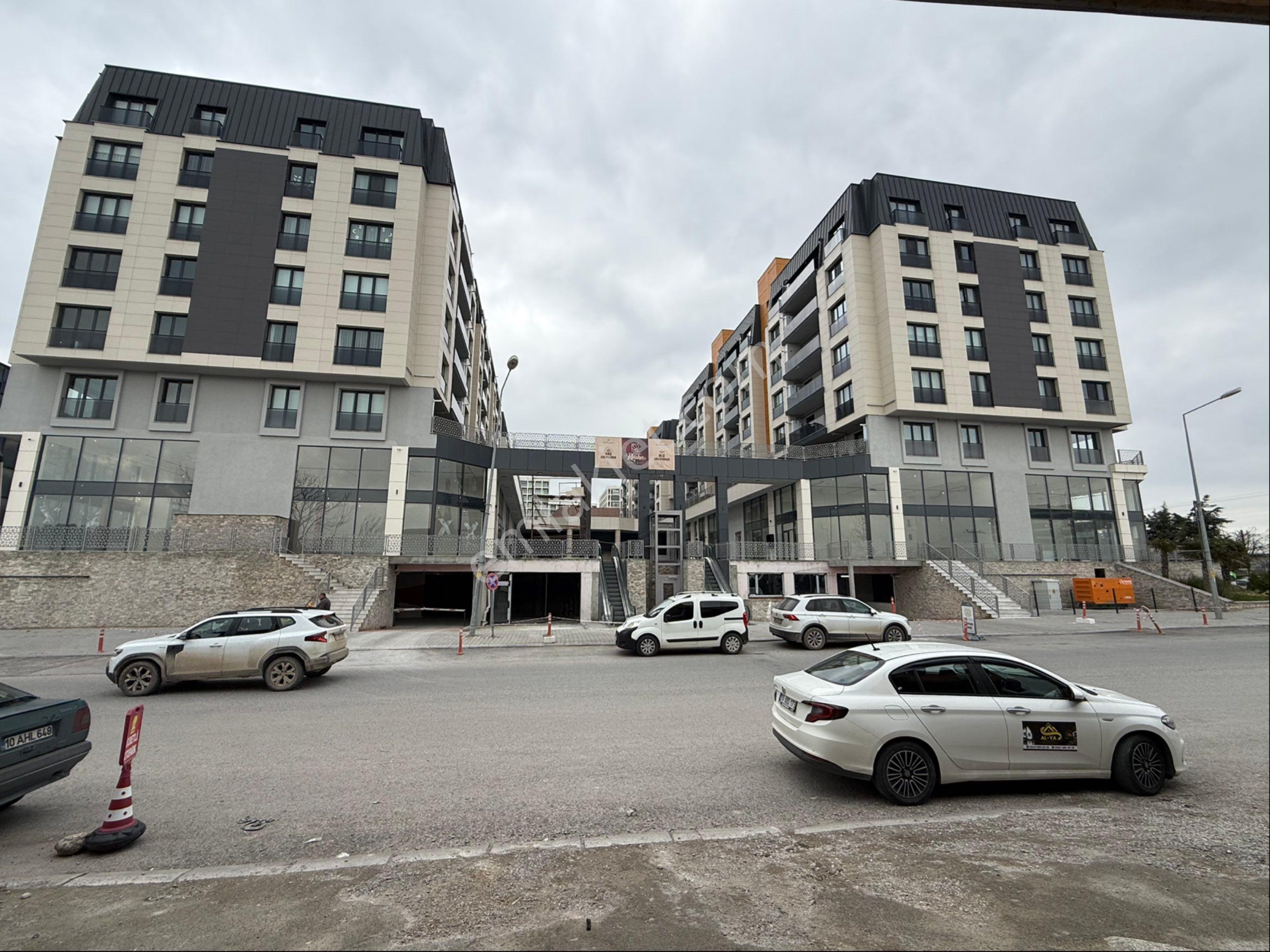 Ayyıldız Konutları Projesinde Kiralık Dükkan - Görsel 3