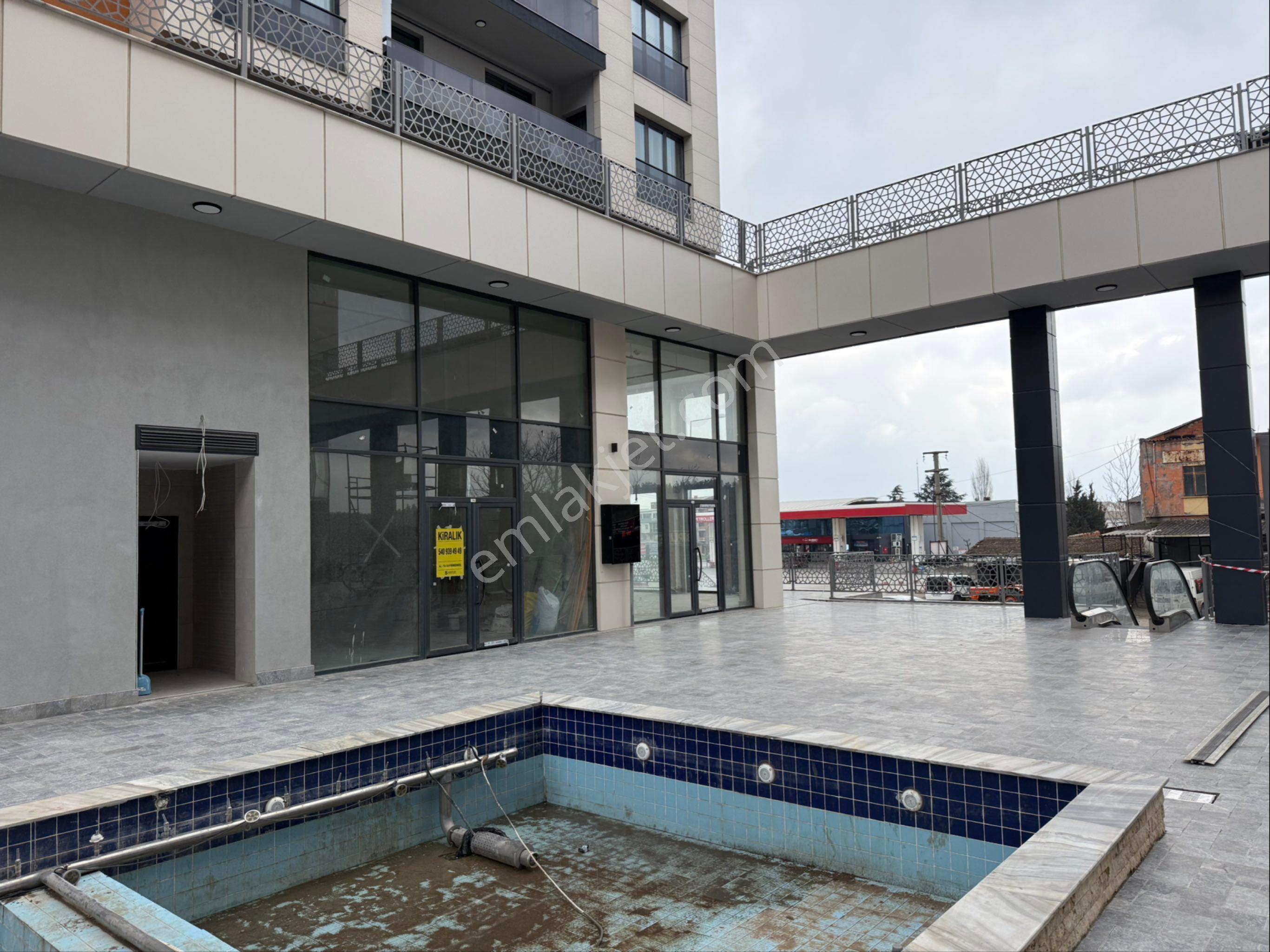 Ayyıldız Konutları Projesinde Kiralık Dükkan - Görsel 8