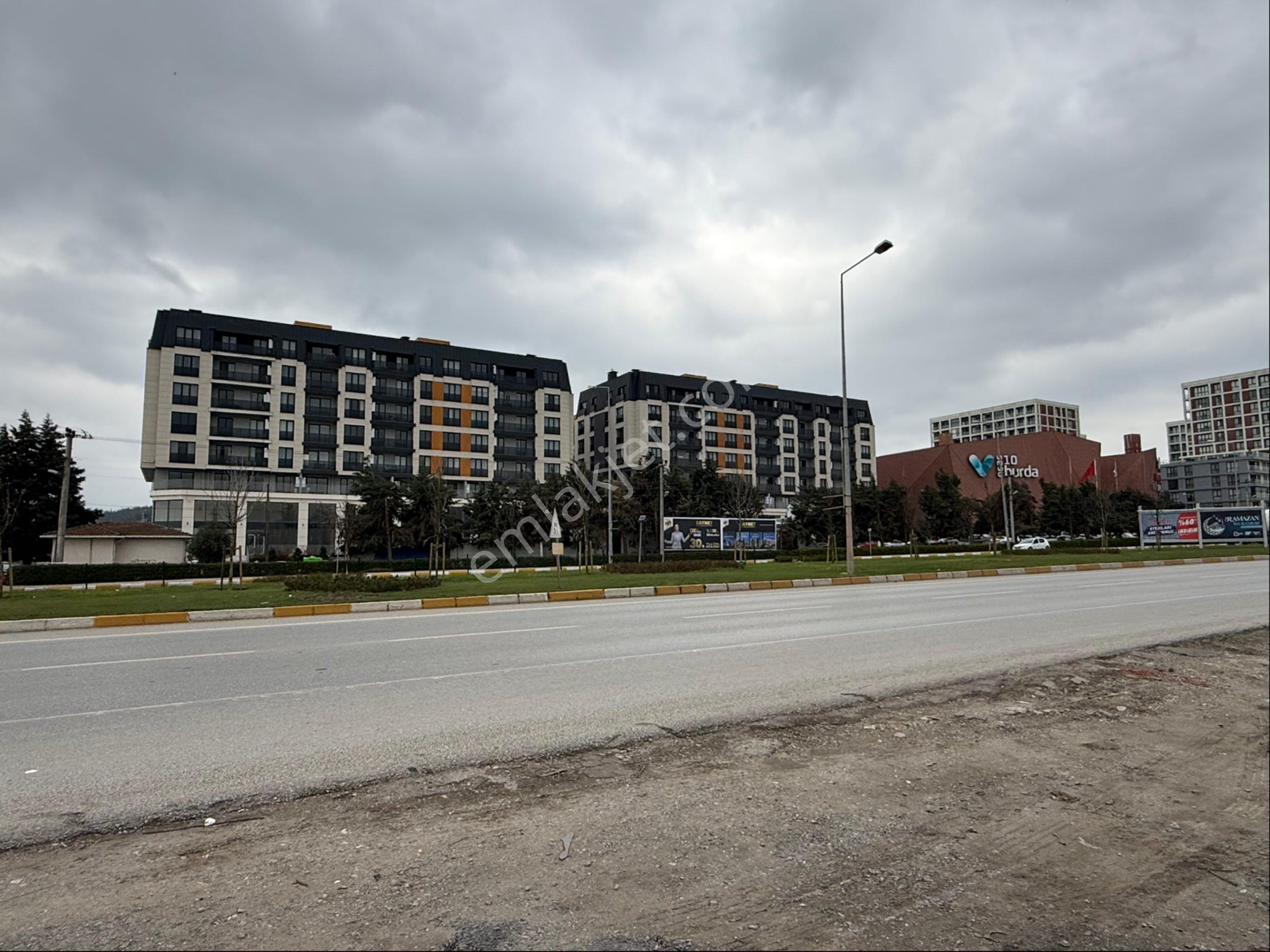 Ayyıldız Konutları Projesinde Kiralık Dükkan