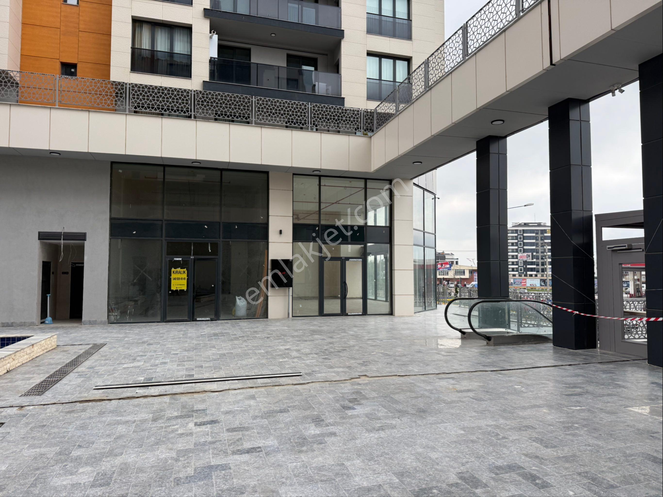 Ayyıldız Konutları Projesinde Kiralık Dükkan - Görsel 4
