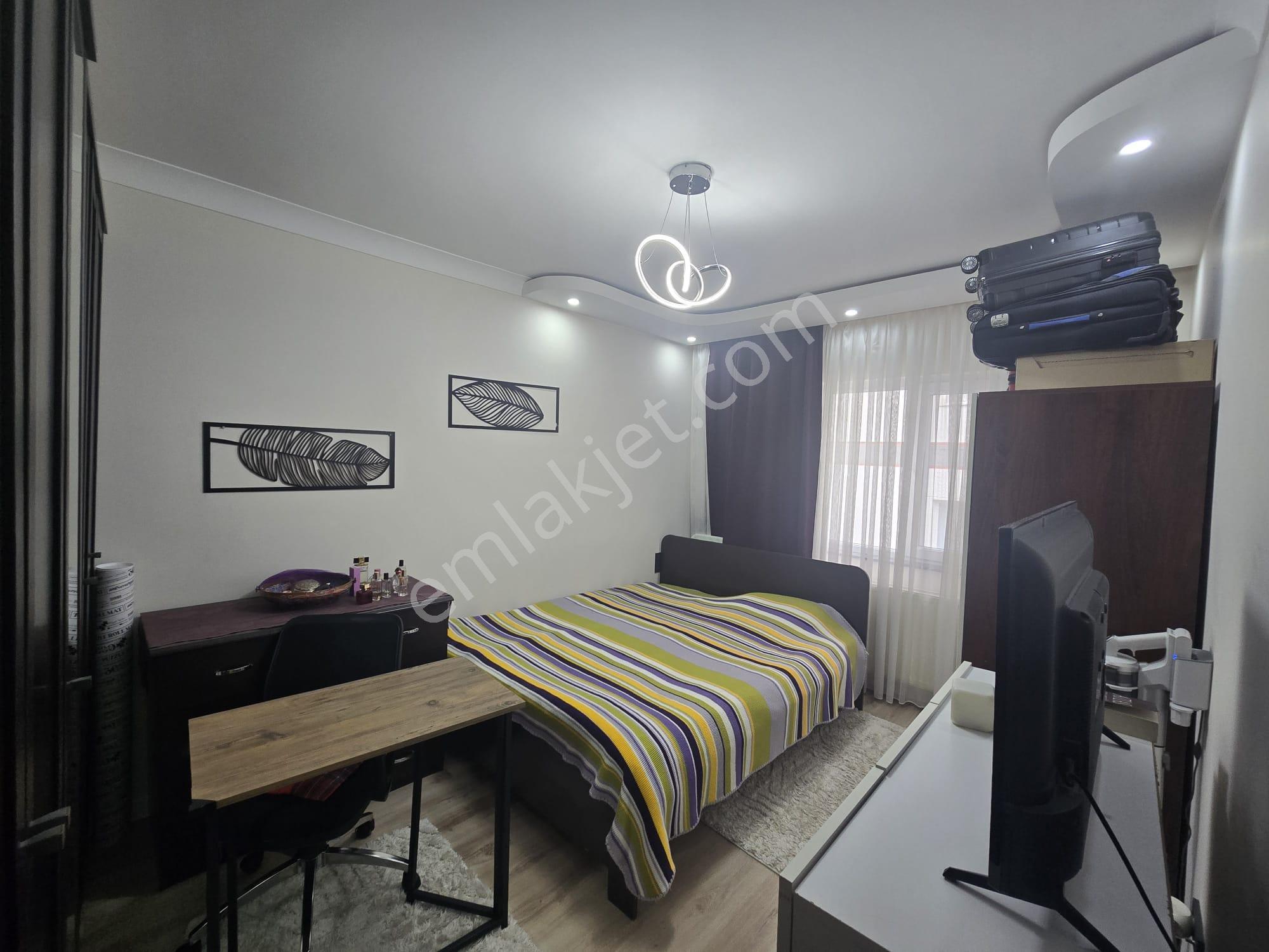 Öveçler Narlı Sk. Tepeden Tırnağa Yenilenmiş Zinde 3+1 Daire - Görsel 21