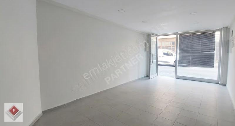 Sarıyer Çayırbaşı Cad. Sahile Adım Mesafede Müstakil Bina - Görsel 8