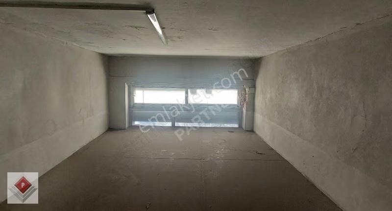 Sarıyer Çayırbaşı Cad. Sahile Adım Mesafede Müstakil Bina - Görsel 15