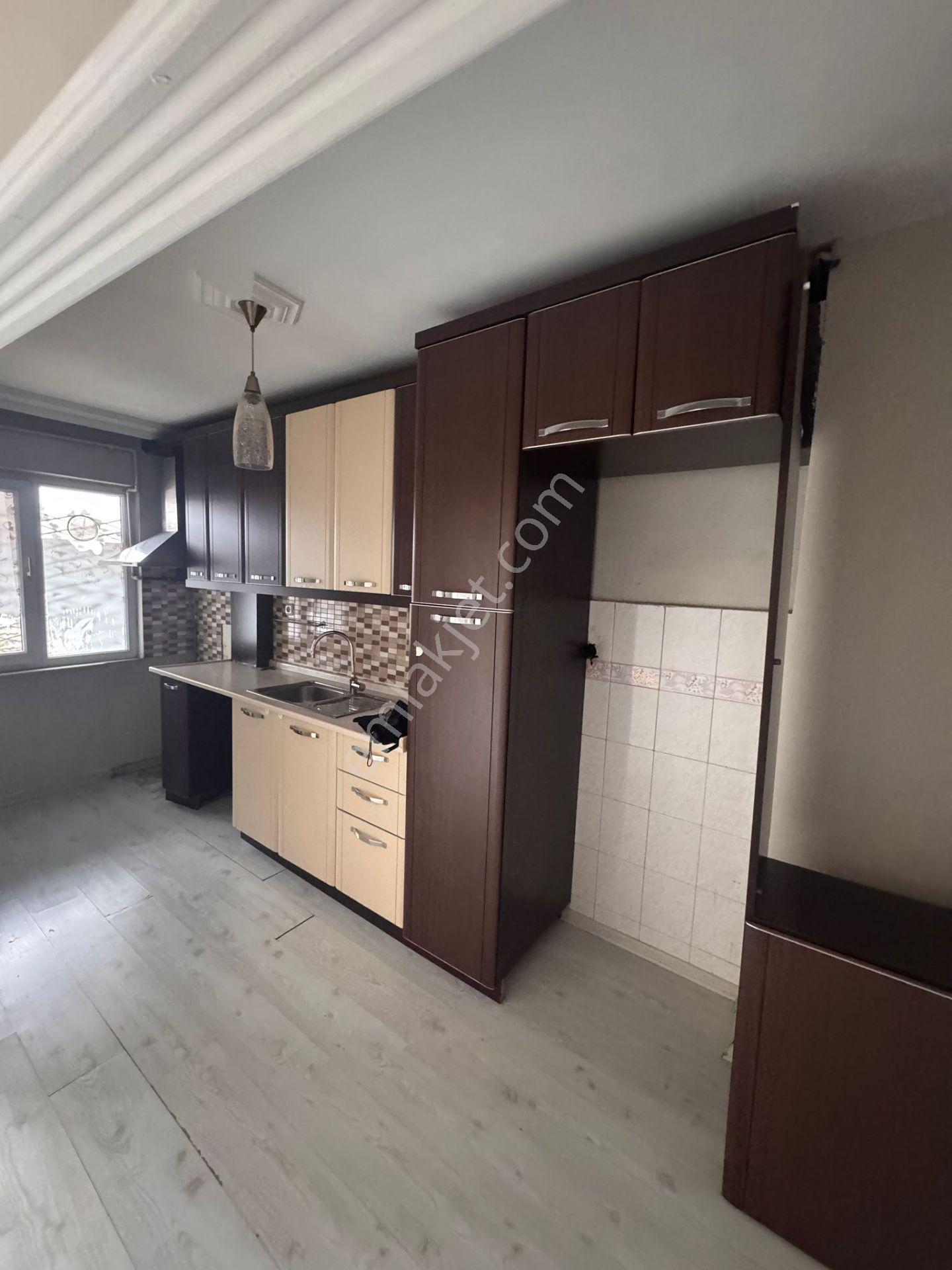 Merkezin Kalbinde Asansörlü, Kombili 2+1 Fırsat Daire! - Görsel 15