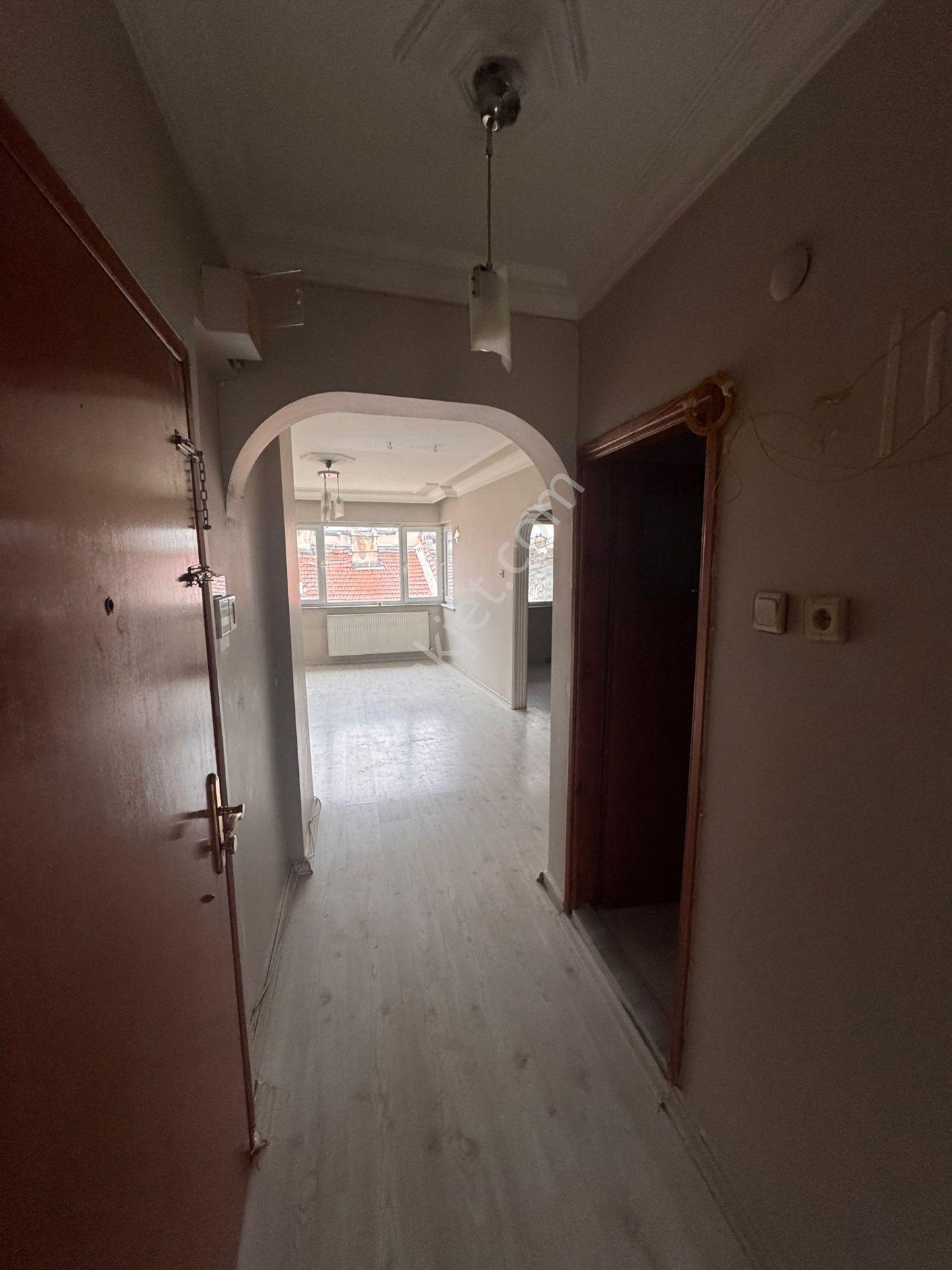 Merkezin Kalbinde Asansörlü, Kombili 2+1 Fırsat Daire! - Görsel 9
