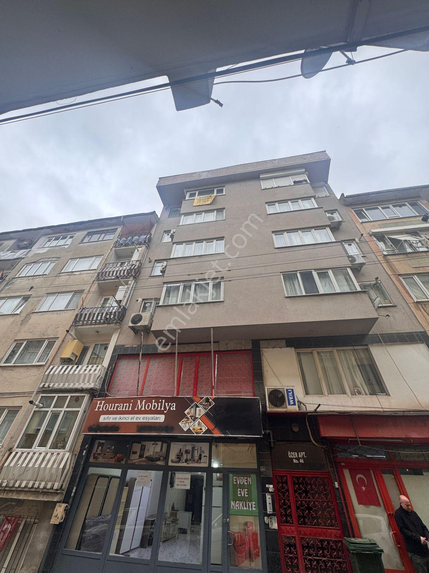 Merkezin Kalbinde Asansörlü, Kombili 2+1 Fırsat Daire!