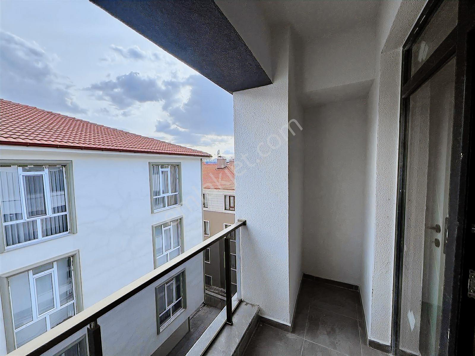 Remax Dem'den Dörtyol Merkezde Hastane Yanında Satılık 1+1 Daire - Görsel 4