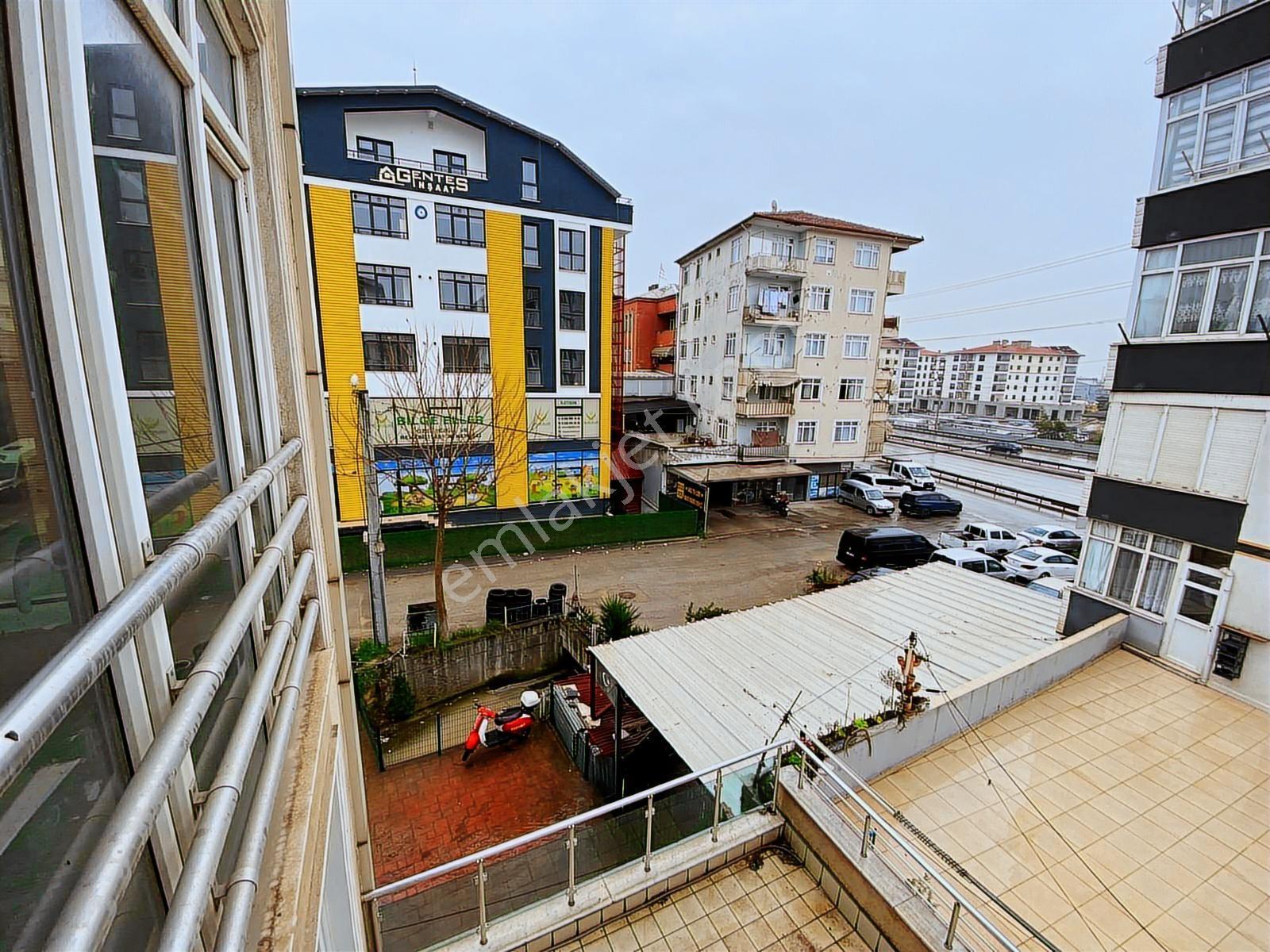 Derince Merkezde İş Hanı İçinde Kiralık 2+1 Ofis Mutfak & Wc'li - Görsel 18