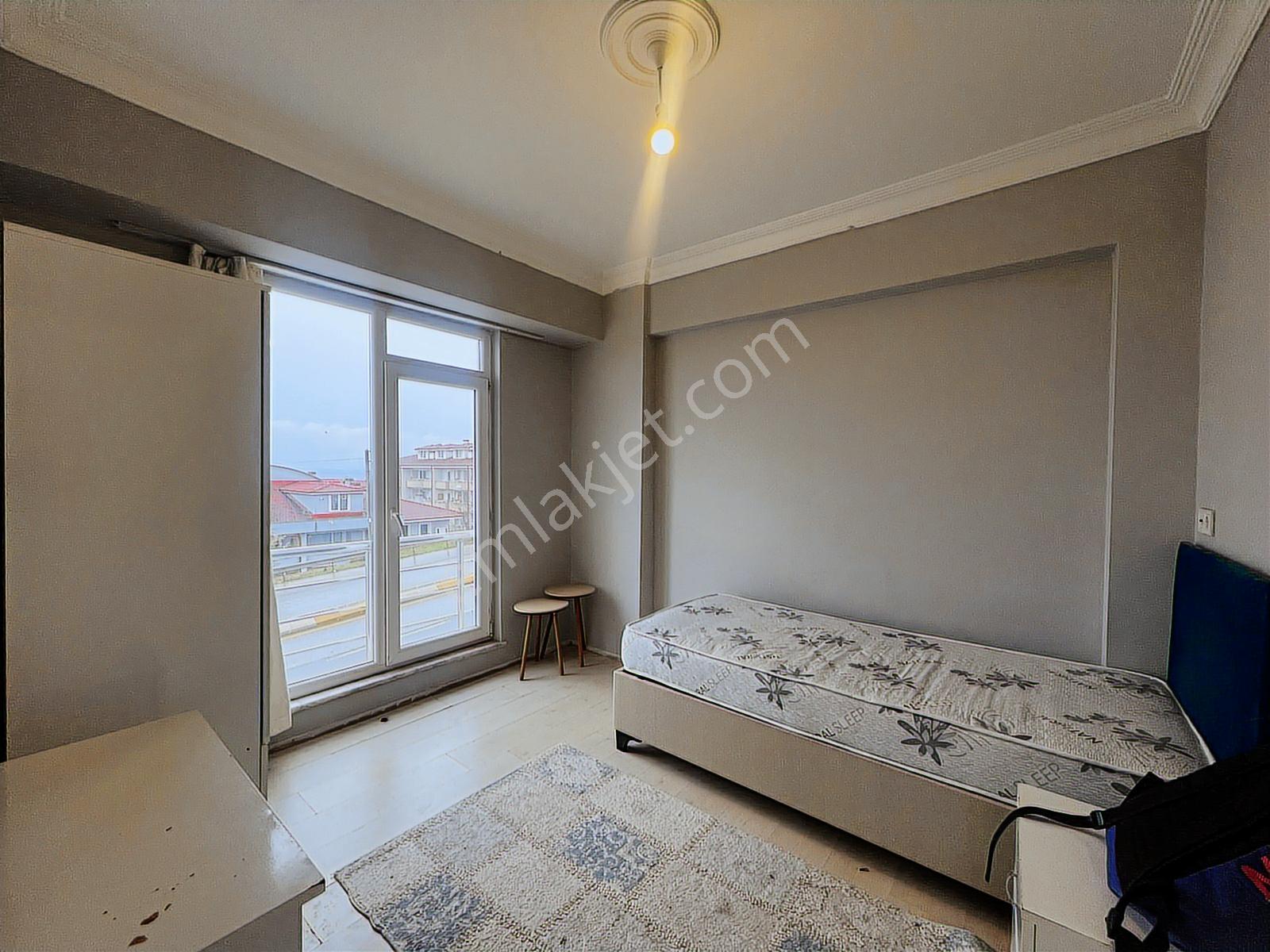 Serdivan Kampüste Ana Cadde Üzeri Eşyalı 2+1 Kiralık Daire - Görsel 12