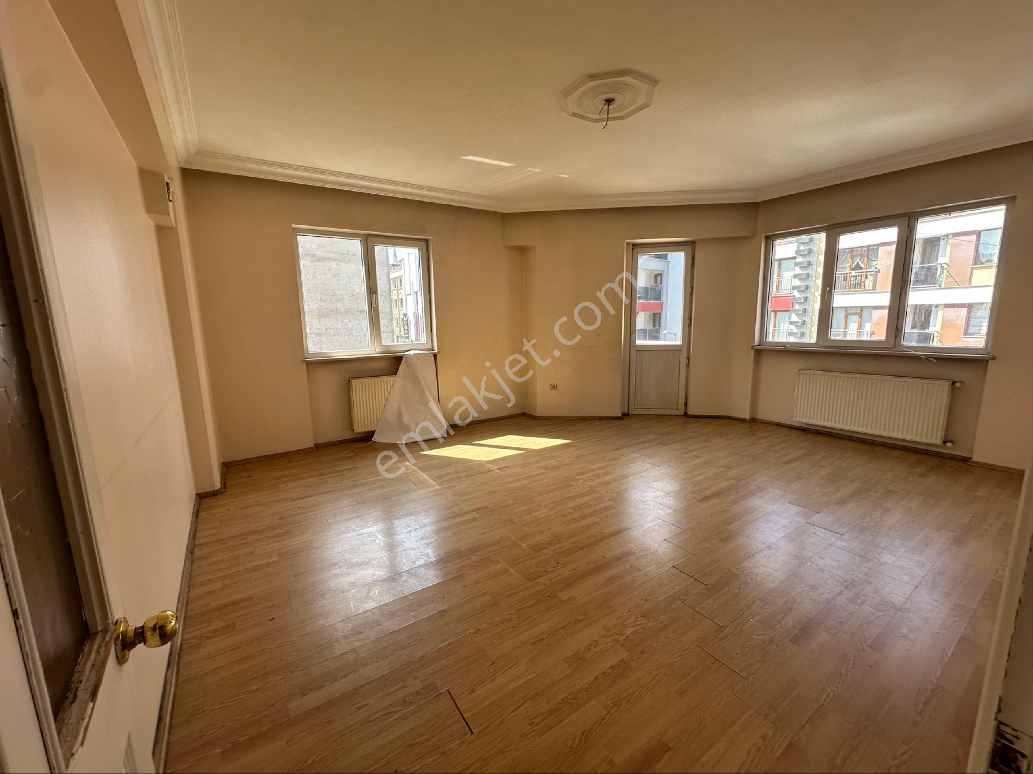 Secret House’dan Merkezi Konumlu Aile Apartmanında 3+1 Arakat - Görsel 10