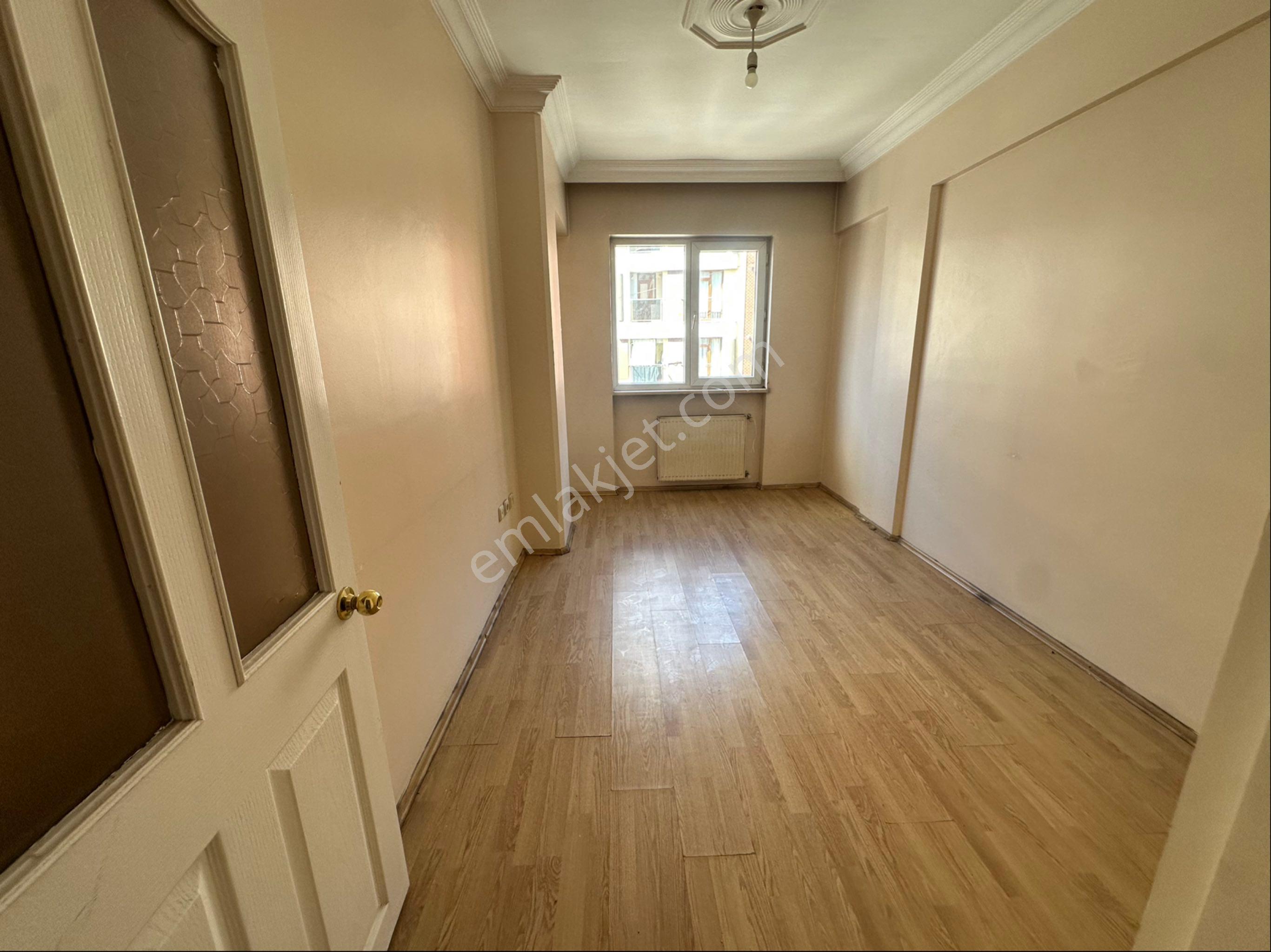 Secret House’dan Merkezi Konumlu Aile Apartmanında 3+1 Arakat - Görsel 23