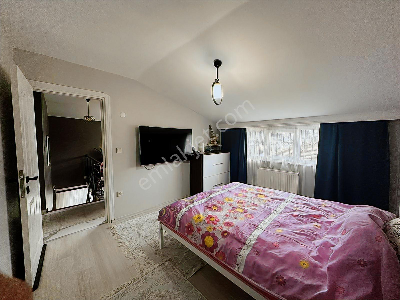 Yenimahalle'de Masrafsız, Açık Cepheli, Kullanışlı Dubleks Daire - Görsel 6