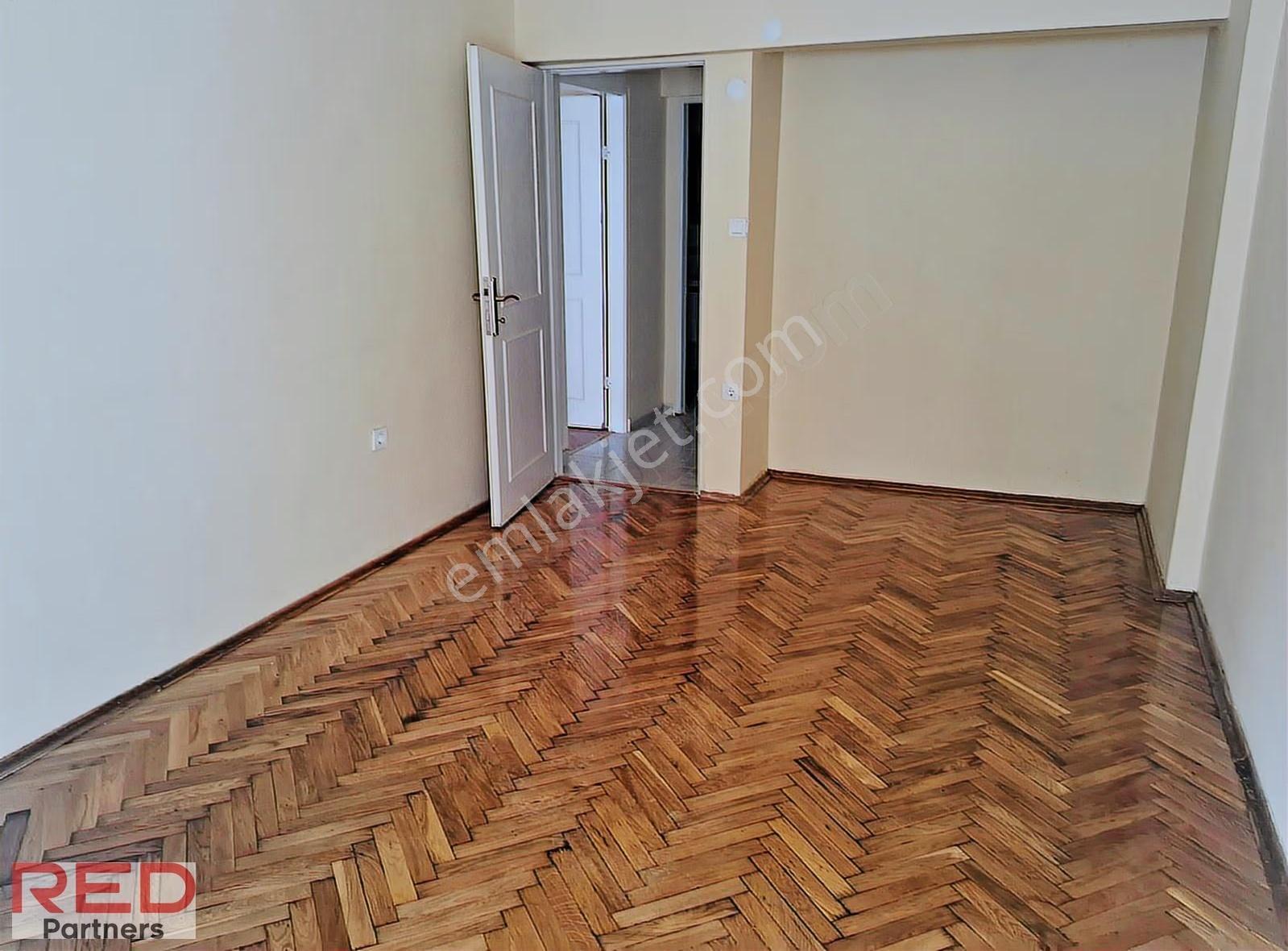 Tuzla Yayla Yaşam Sitesi'nde Dublex 4+1 Kiralık Geniş Daire ! - Görsel 4