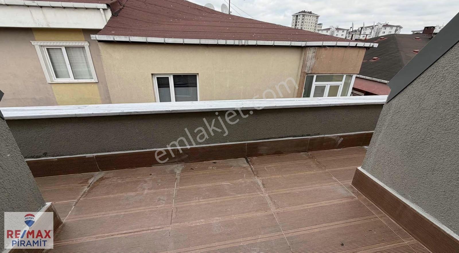 Sıfır Binada, Üst Katta Geniş Ve Kullanışlı Satılık 1+1 Daire..! - Görsel 8